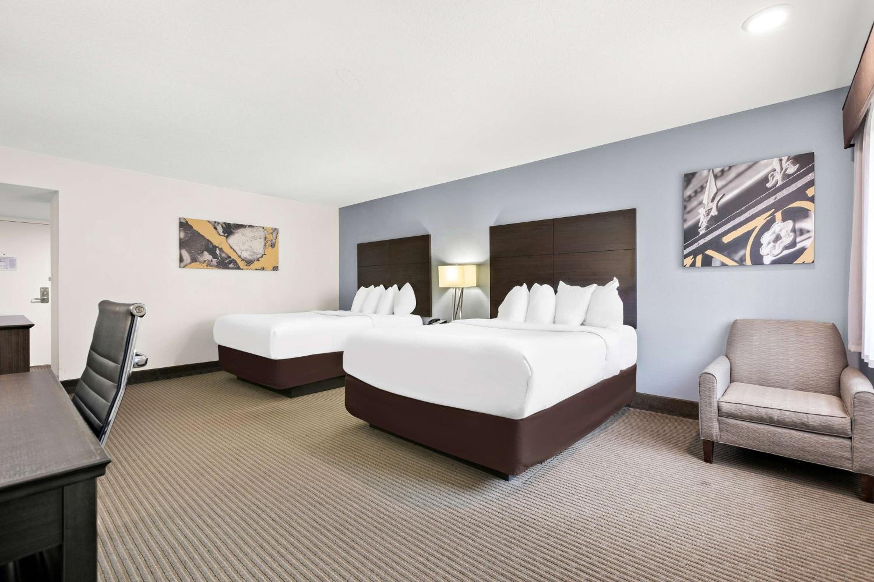 Queen Room with Two Queen - Non-Smoking