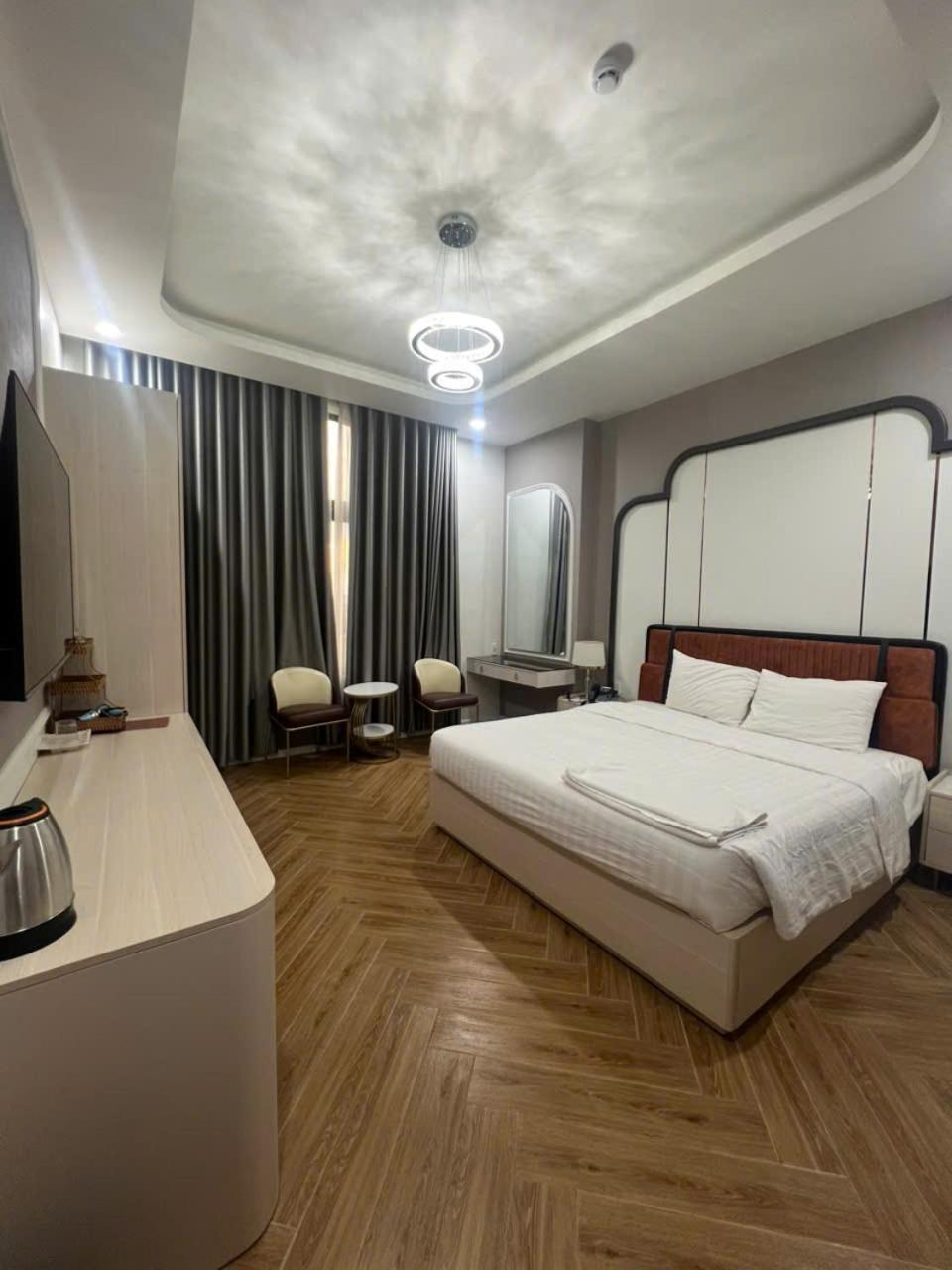 Deluxe Double Room with Balcony photo 2