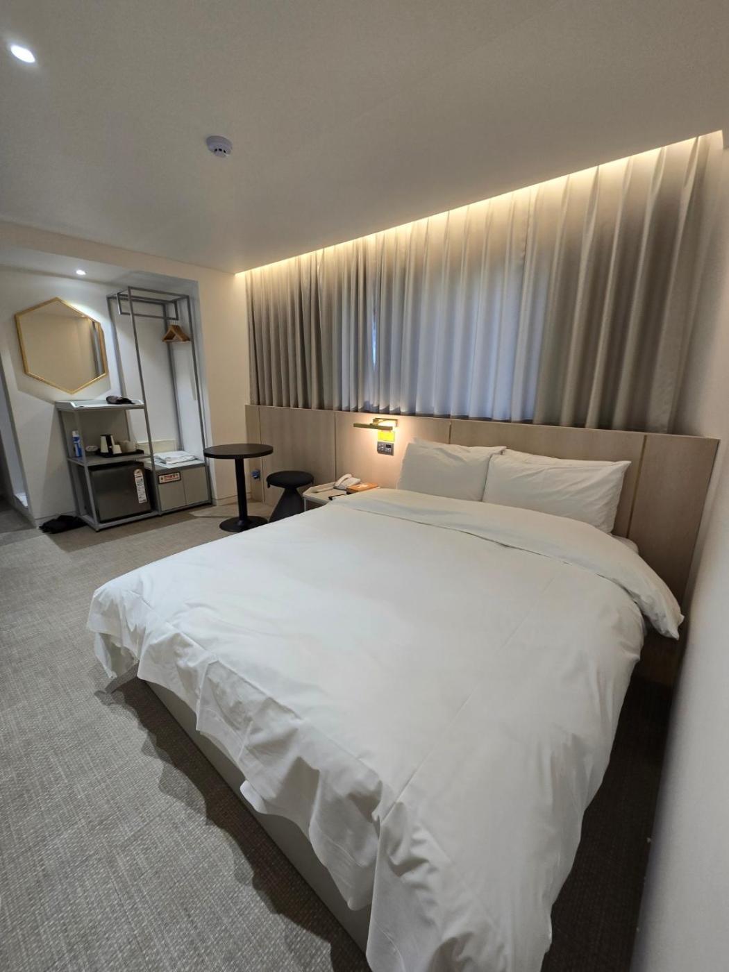 Double Room - Photo 6