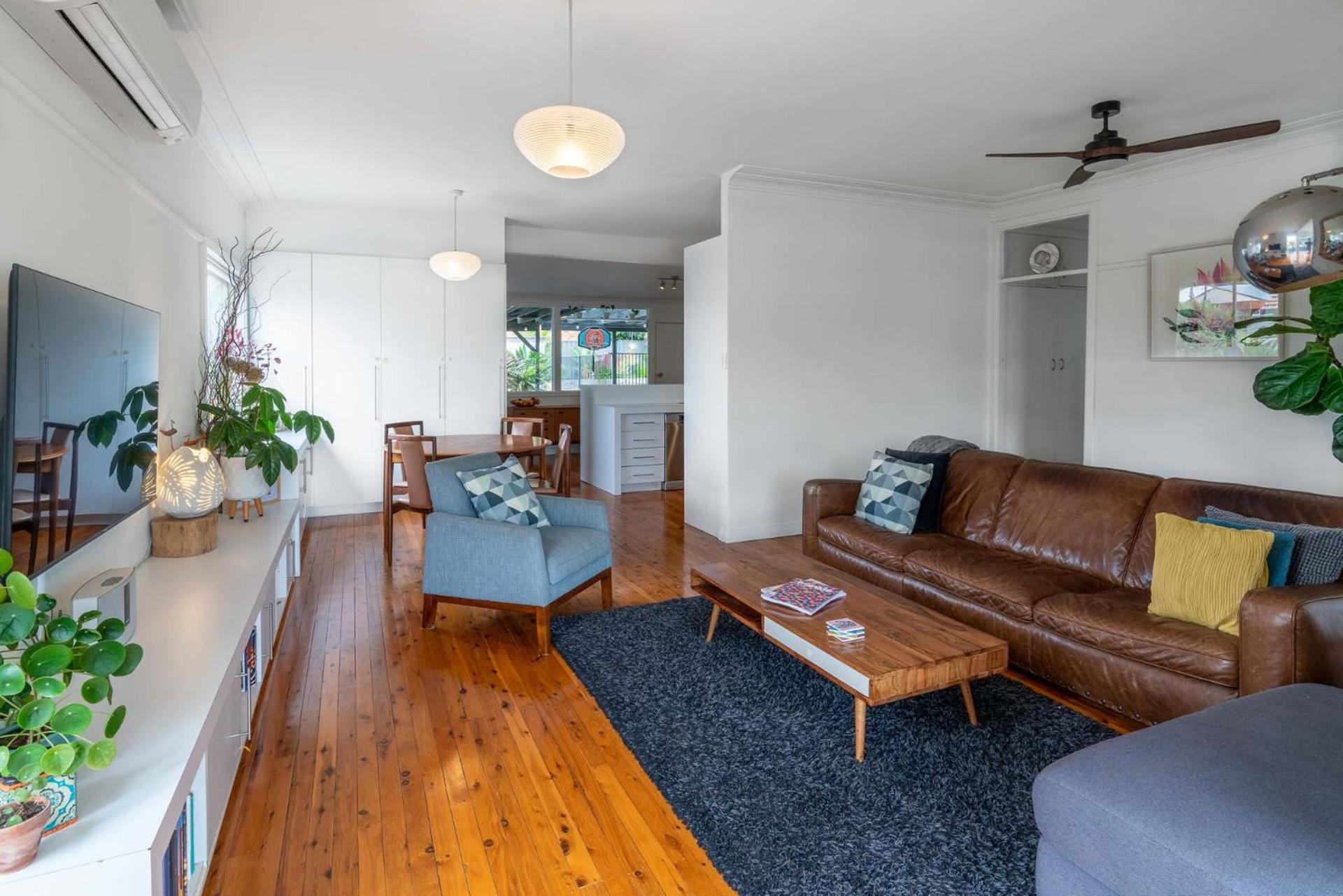 Four-Bedroom House photo 2