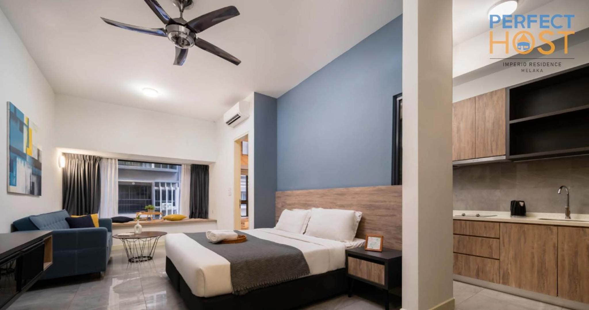 Studio Queen Room with Pool View