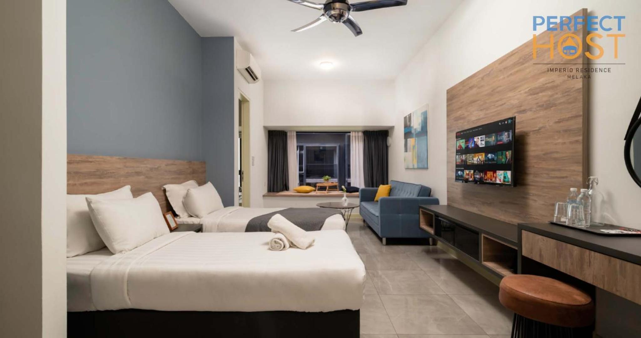 Studio Twin Room with Pool View