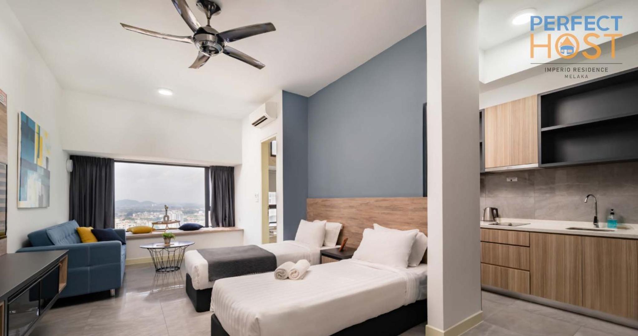 Studio Twin Room with City View