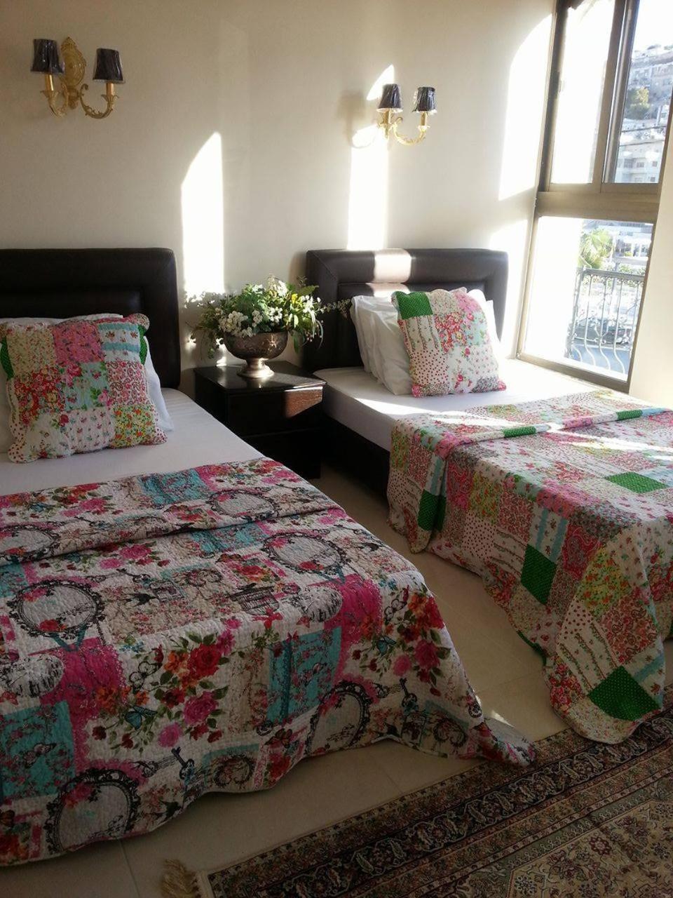 Twin Room with Private Bathroom