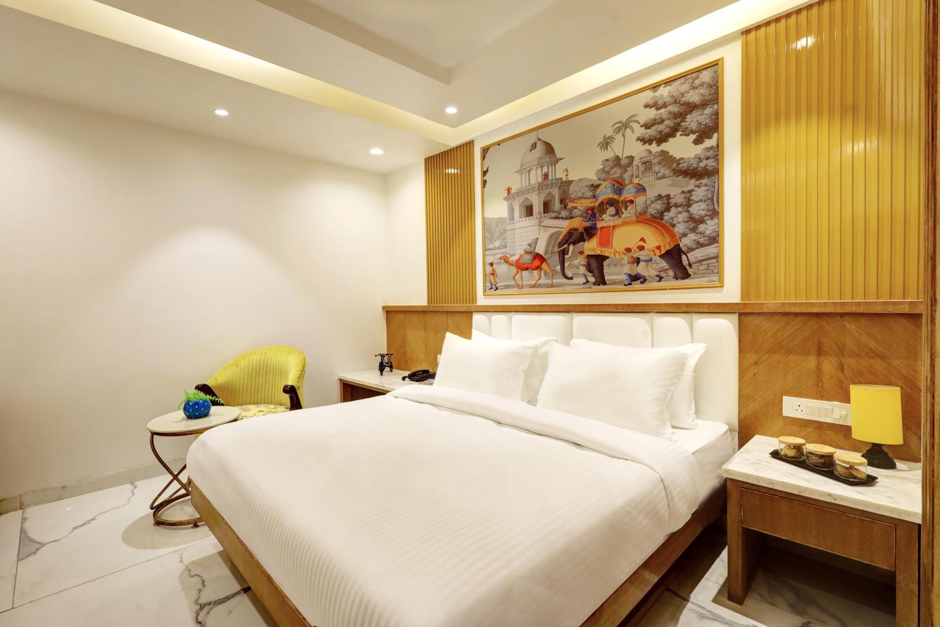 Superior King Room