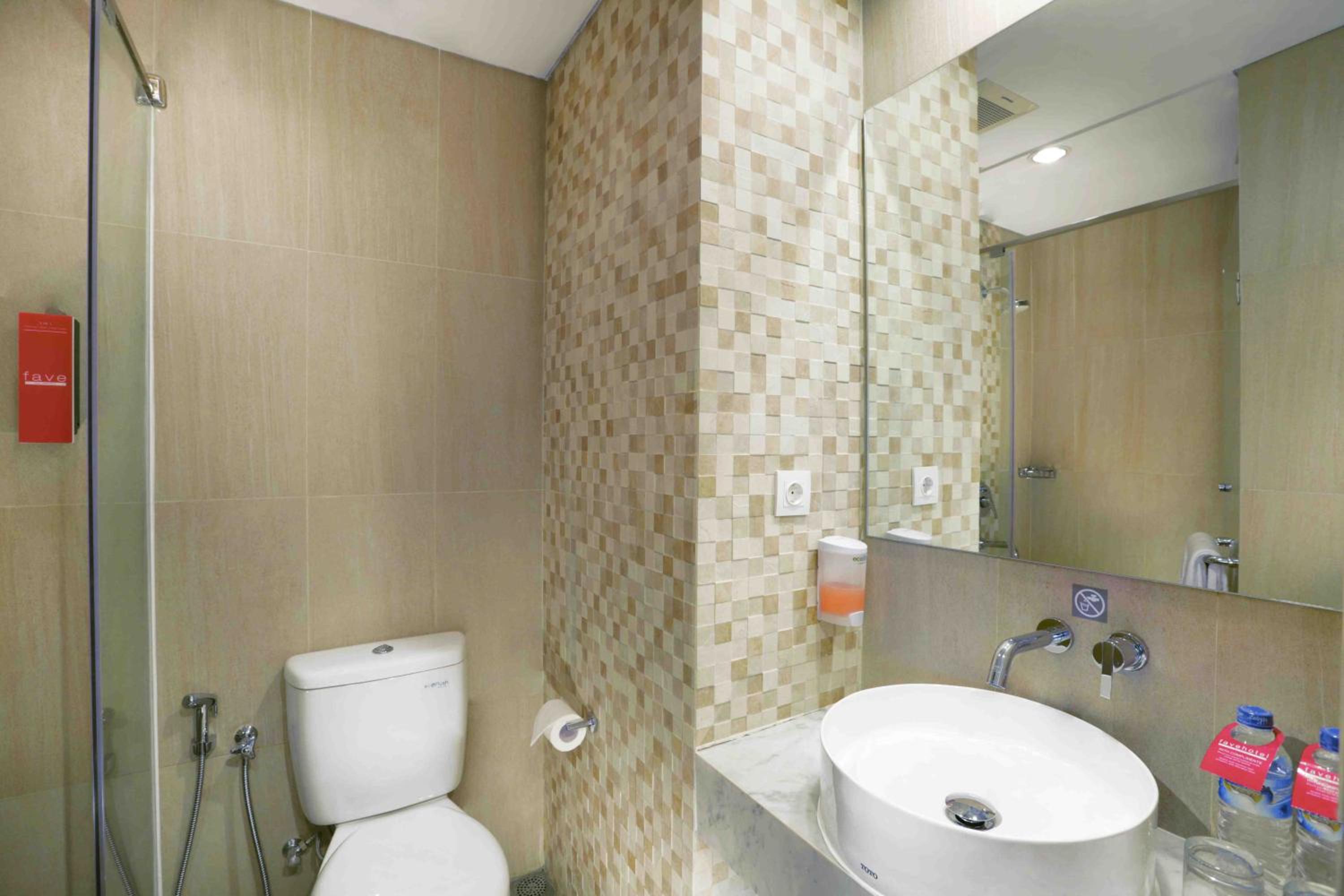 Deluxe Double Room photo 3