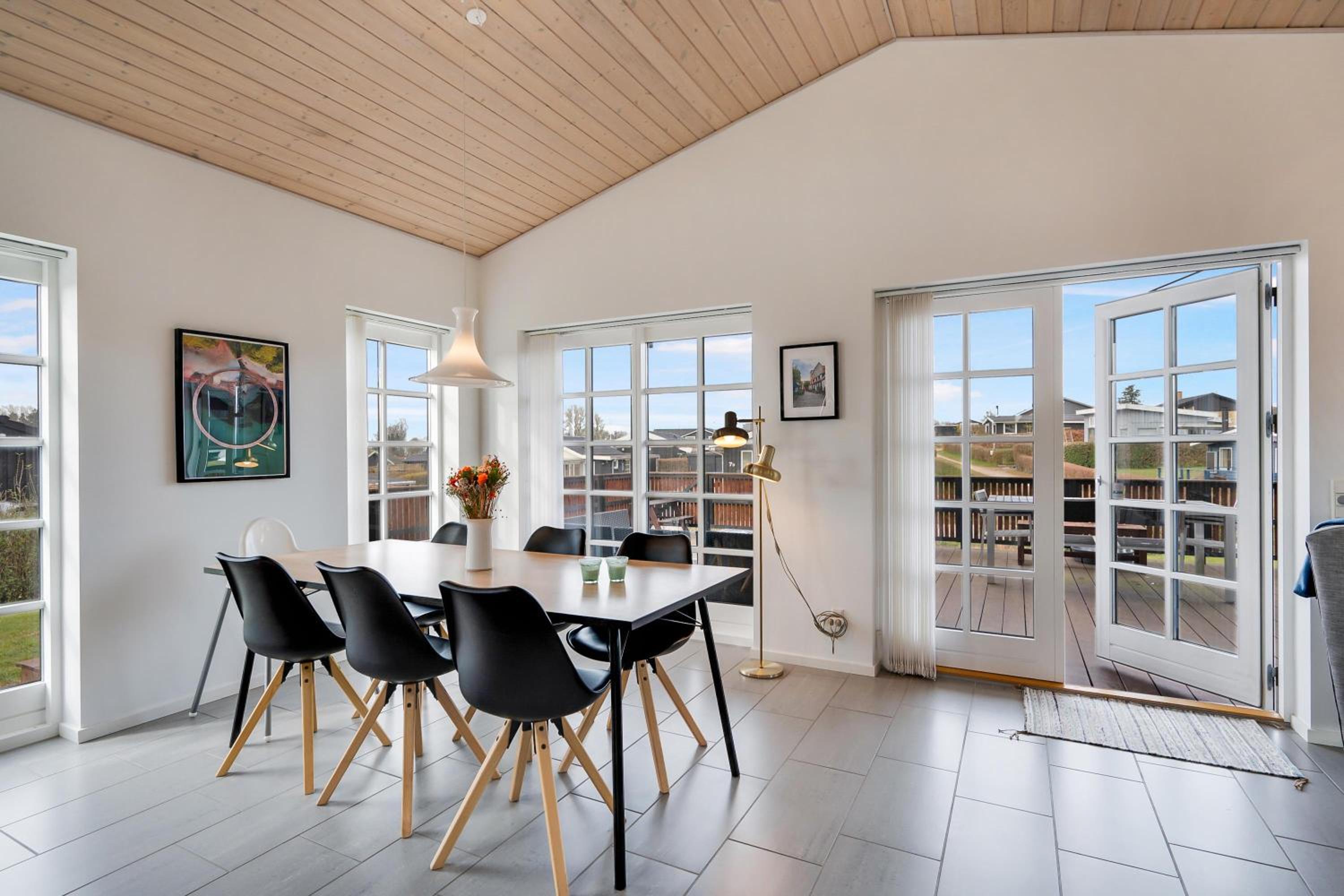 Three-Bedroom Vacation Home photo 2