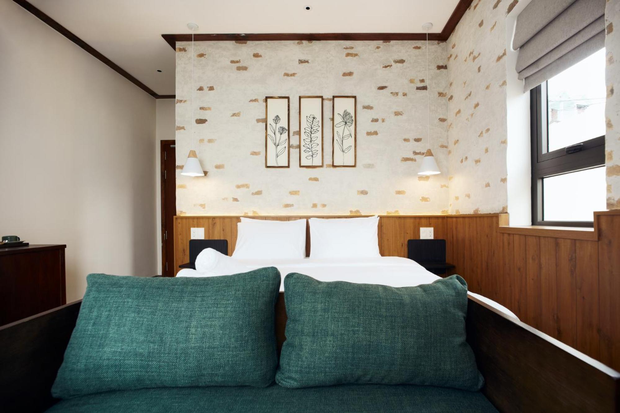King Room with Mountain View - Photo 3