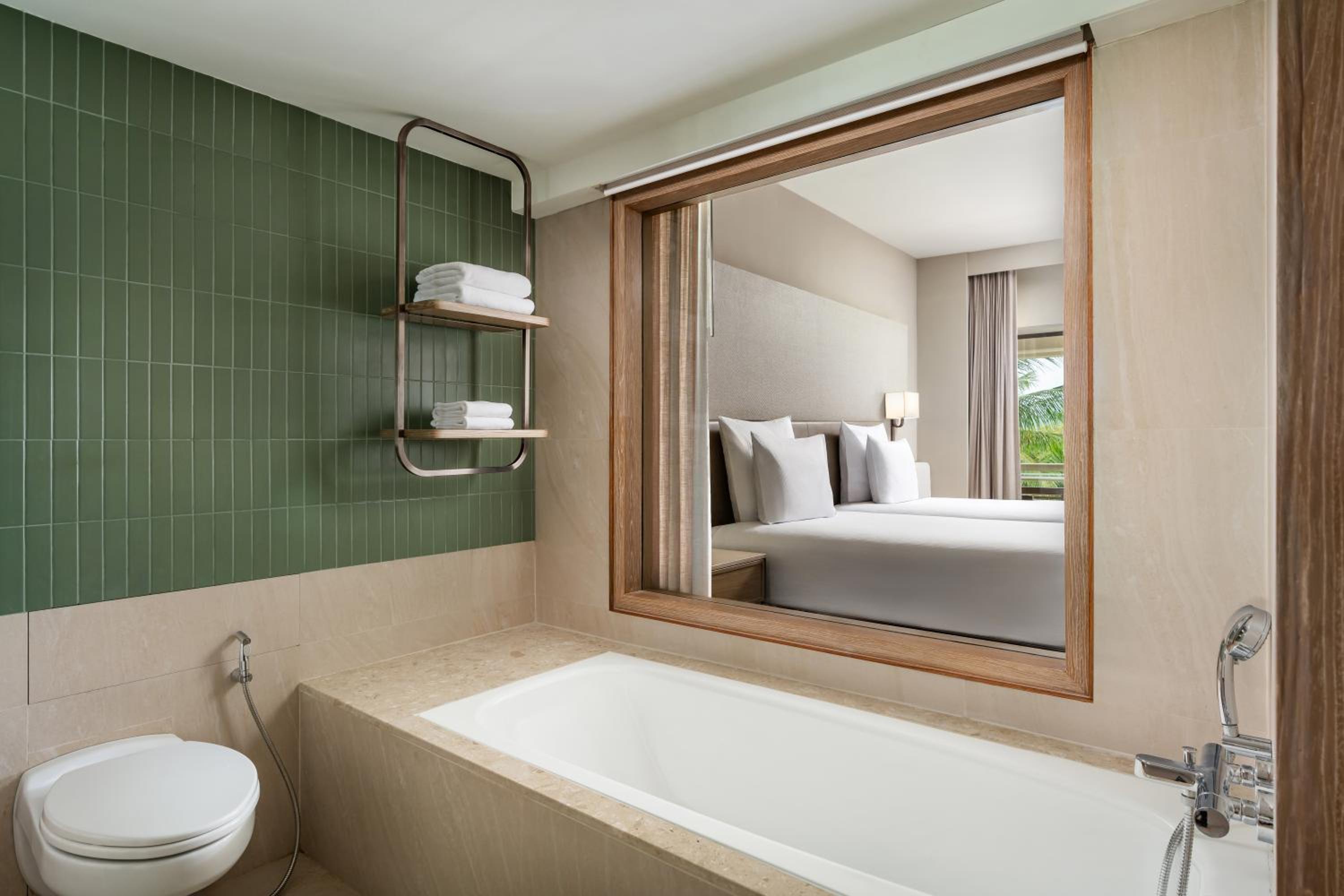 Deluxe Twin Room with Garden View - Photo 4