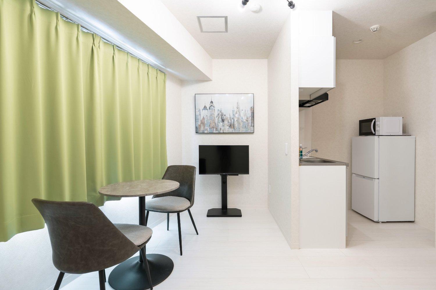 One-Bedroom Apartment photo 2