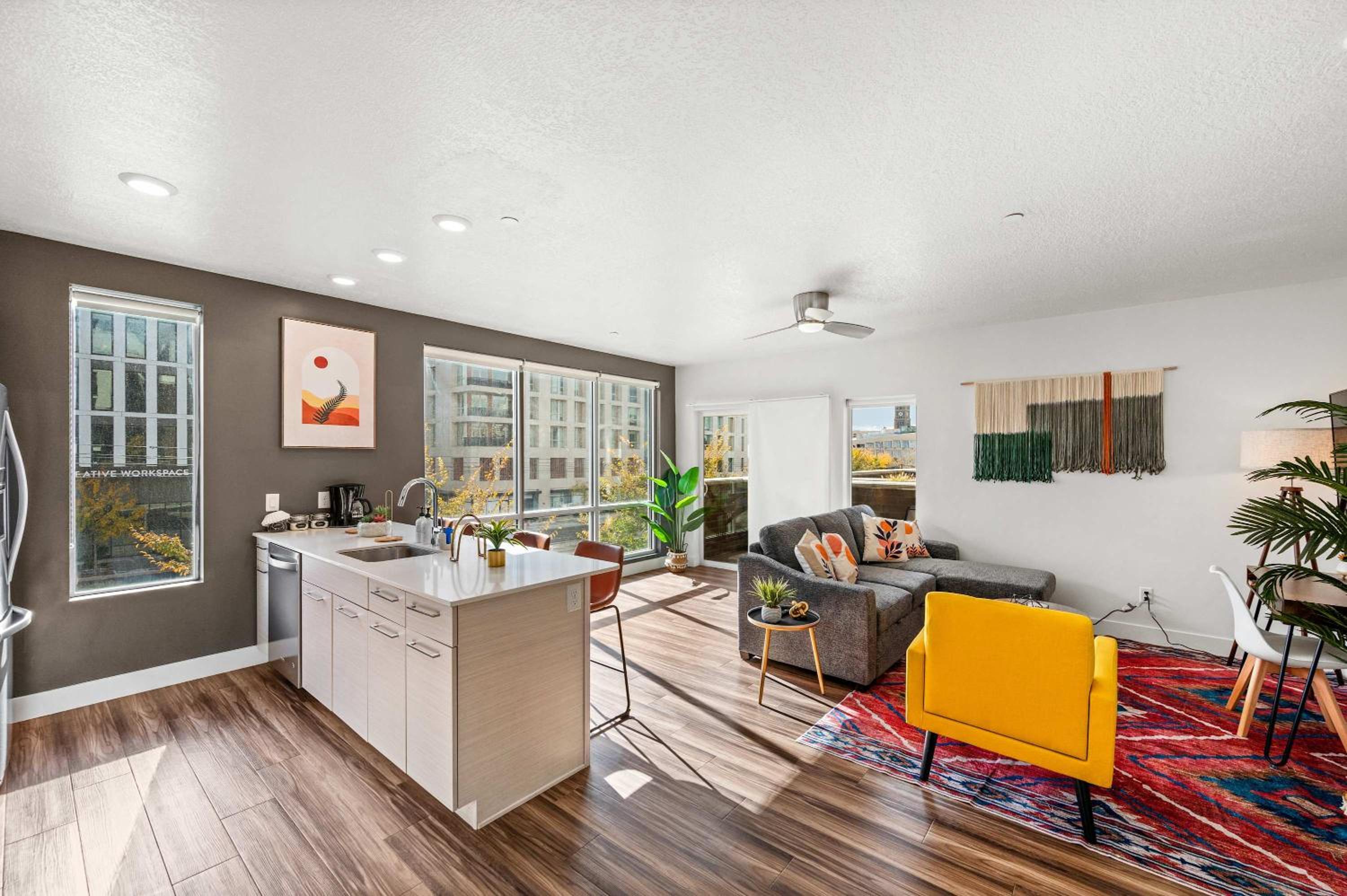 Apartment photo 1