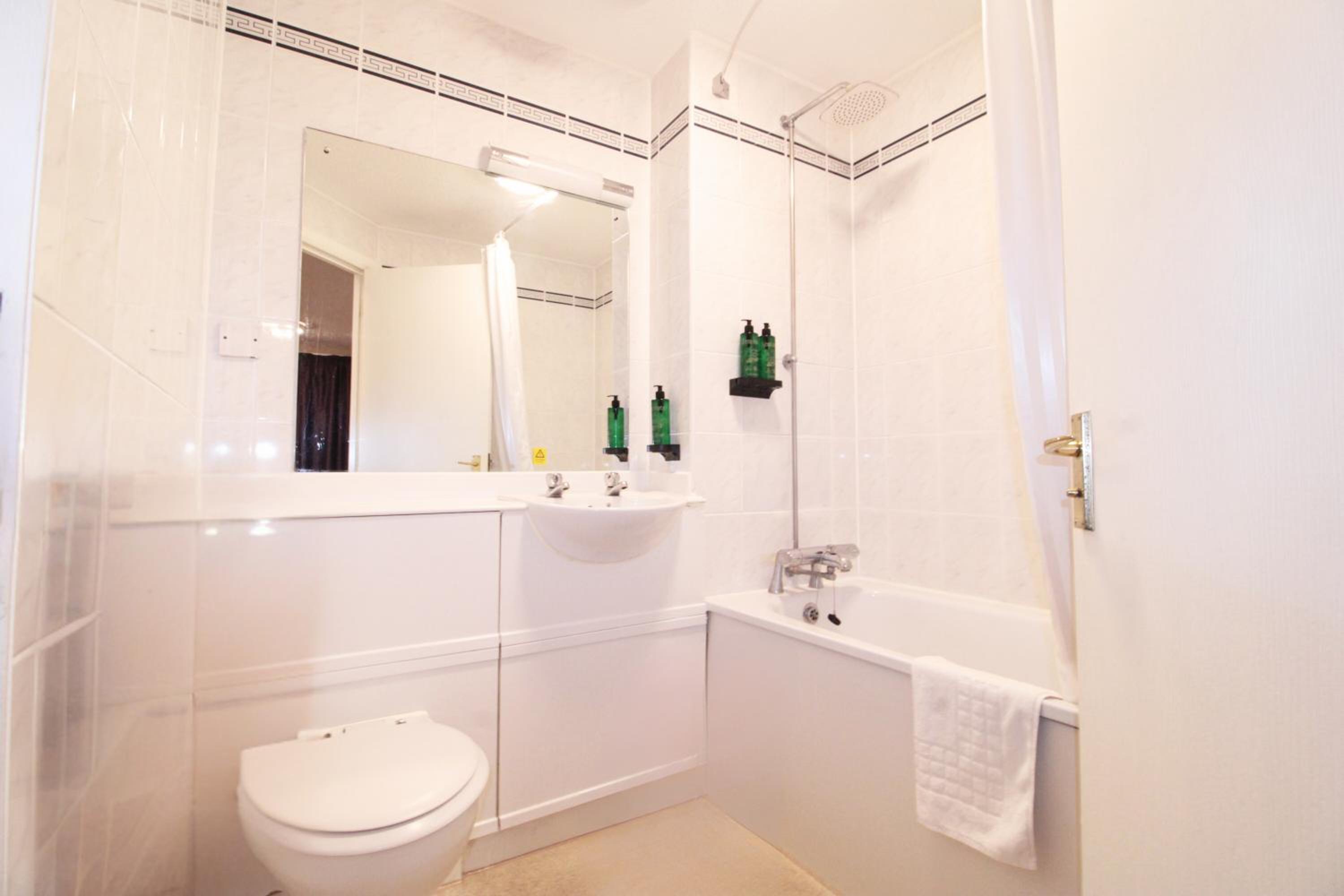 Deluxe Double Room - Non-Smoking - Photo 5