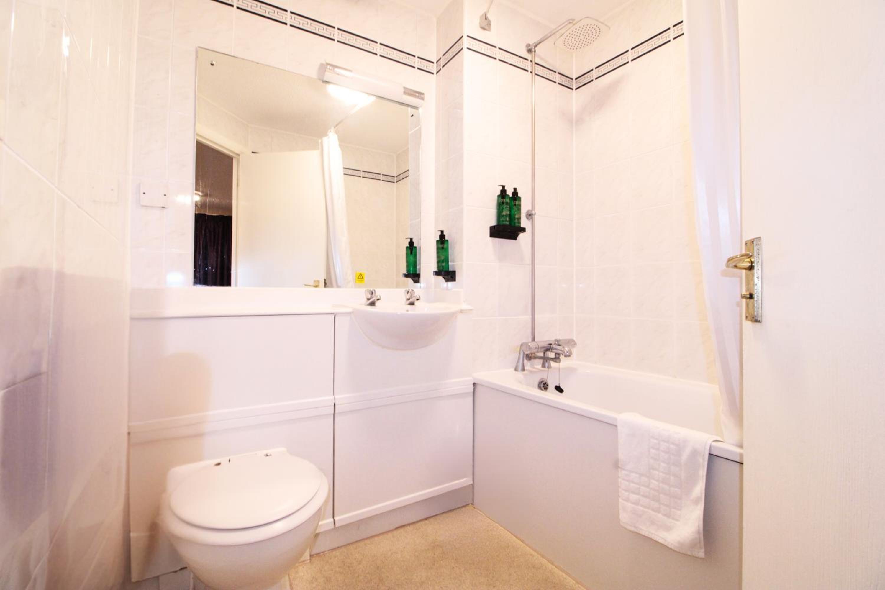 Deluxe Double Room - Non-Smoking - Photo 6