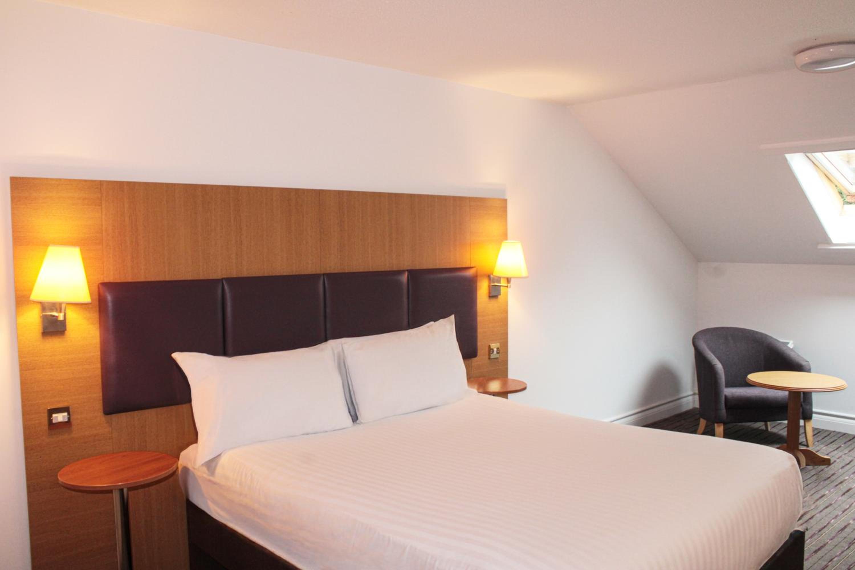 Deluxe Double Room - Non-Smoking - Photo 7