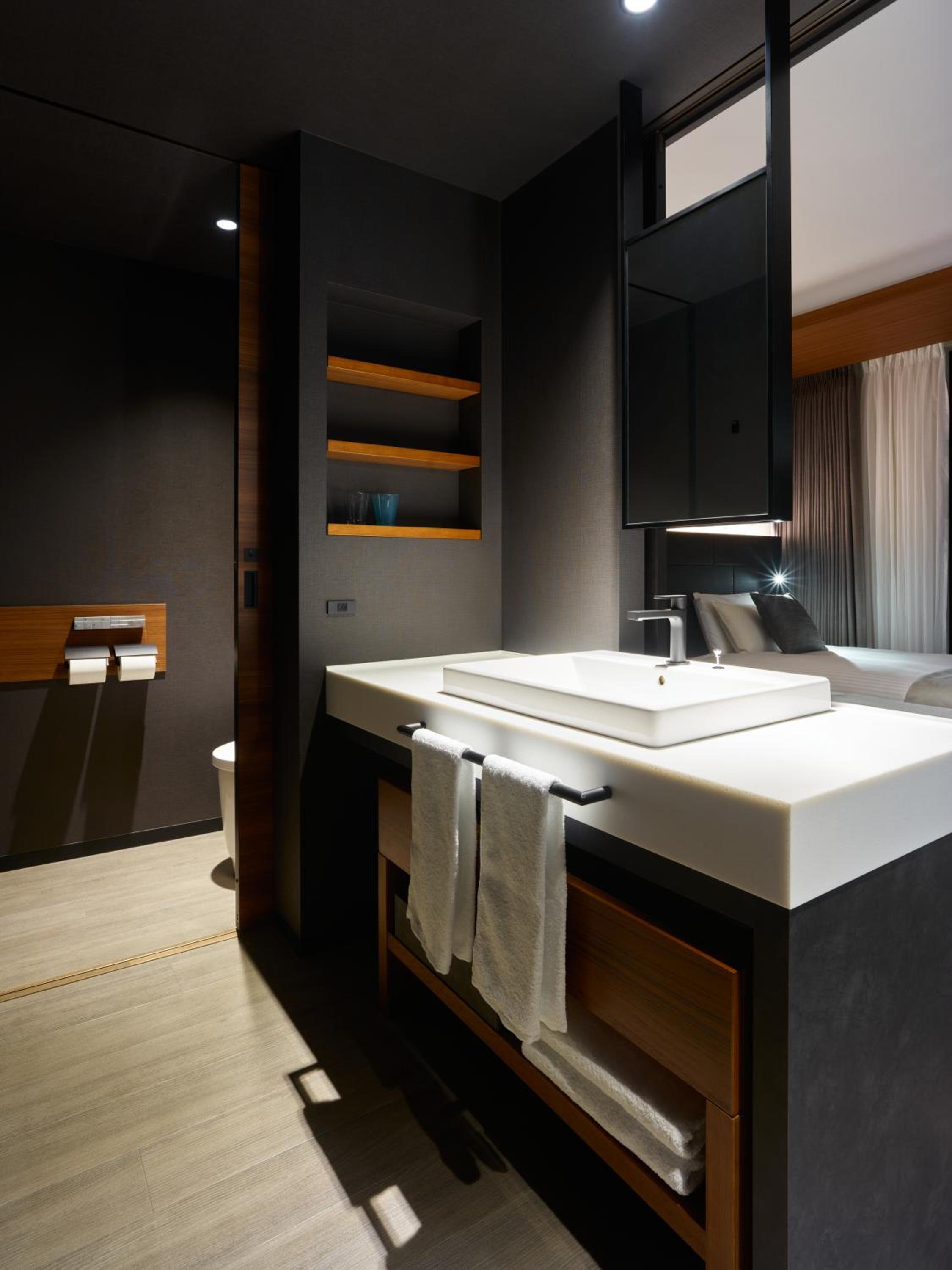 Superior Corner Twin Room with mini kitchen and balcony photo 2