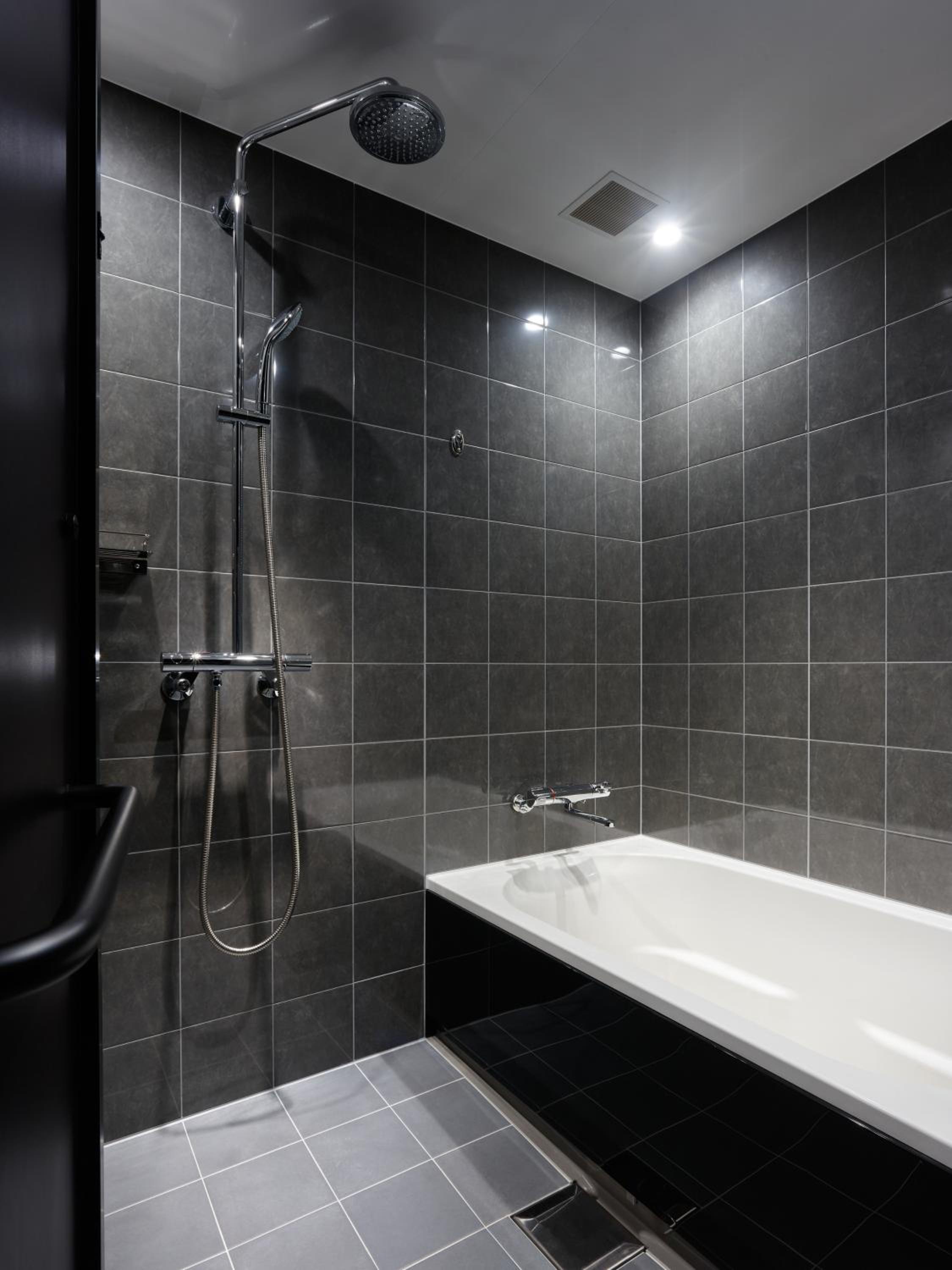 Superior Corner Twin Room with Balcony photo