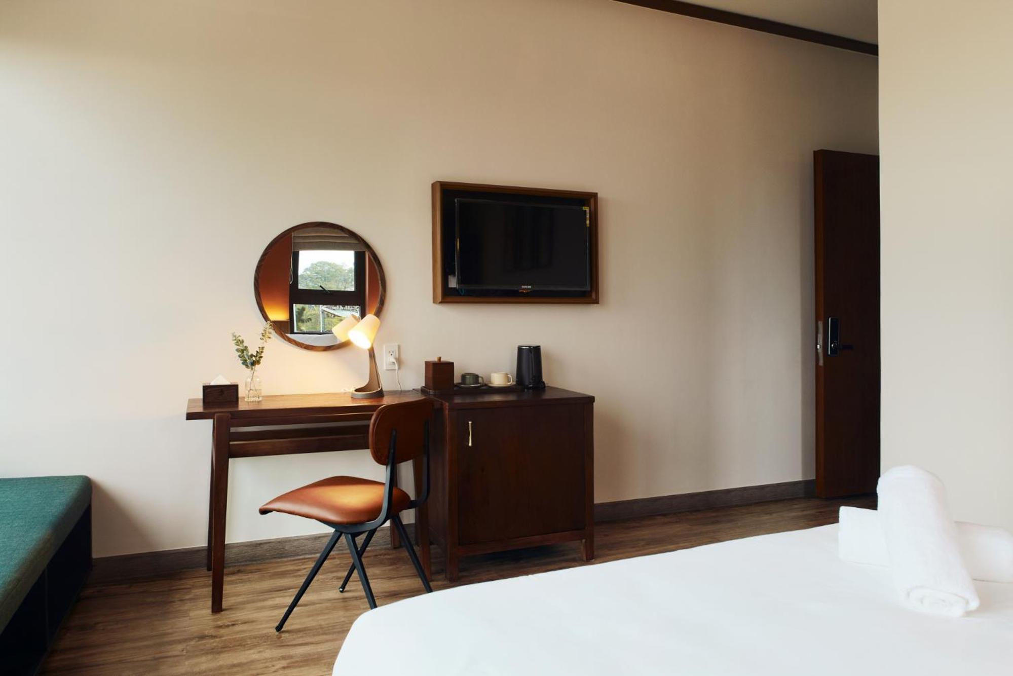 Double Room with Mountain View - Photo 2