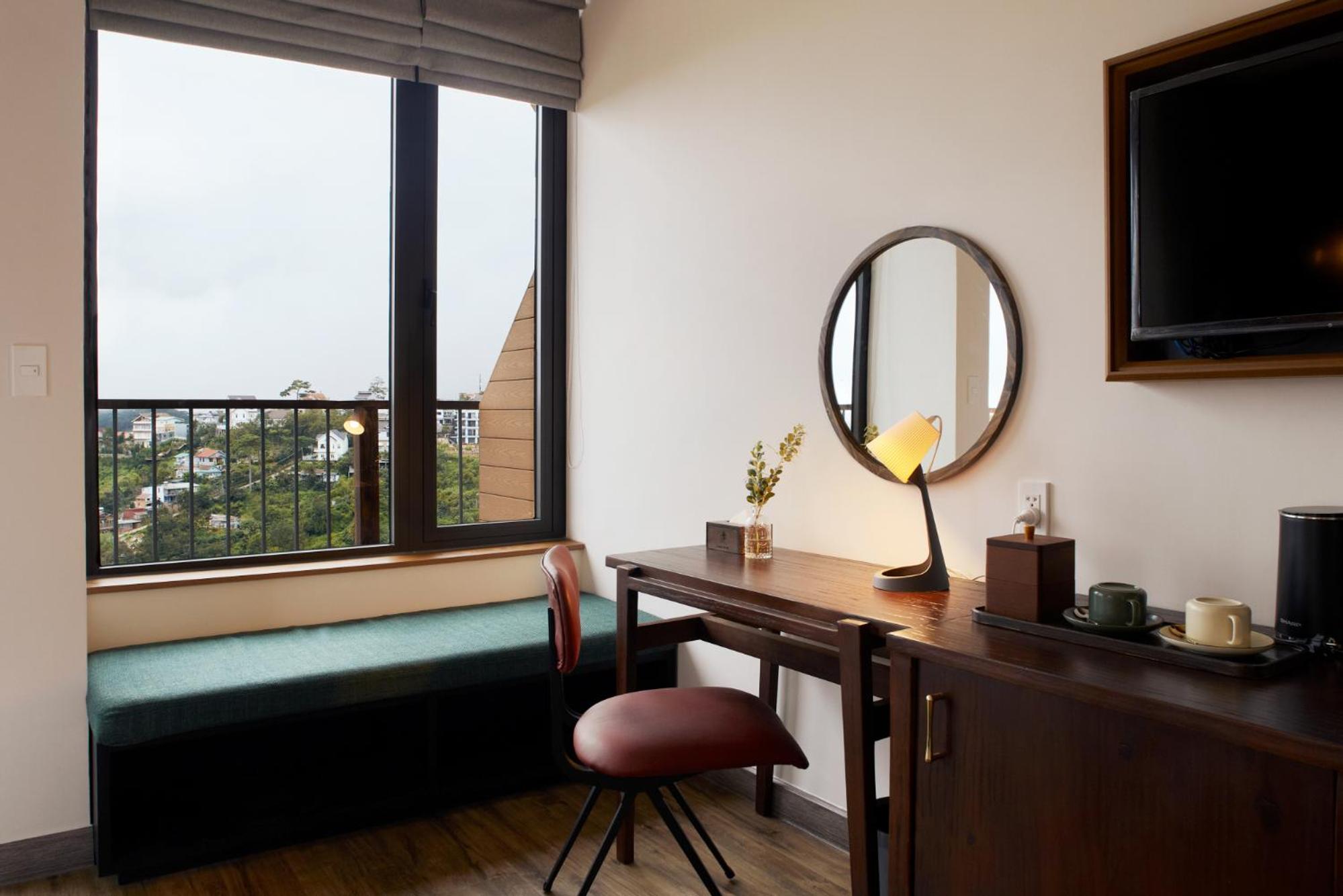 Double Room with Mountain View - Photo 3