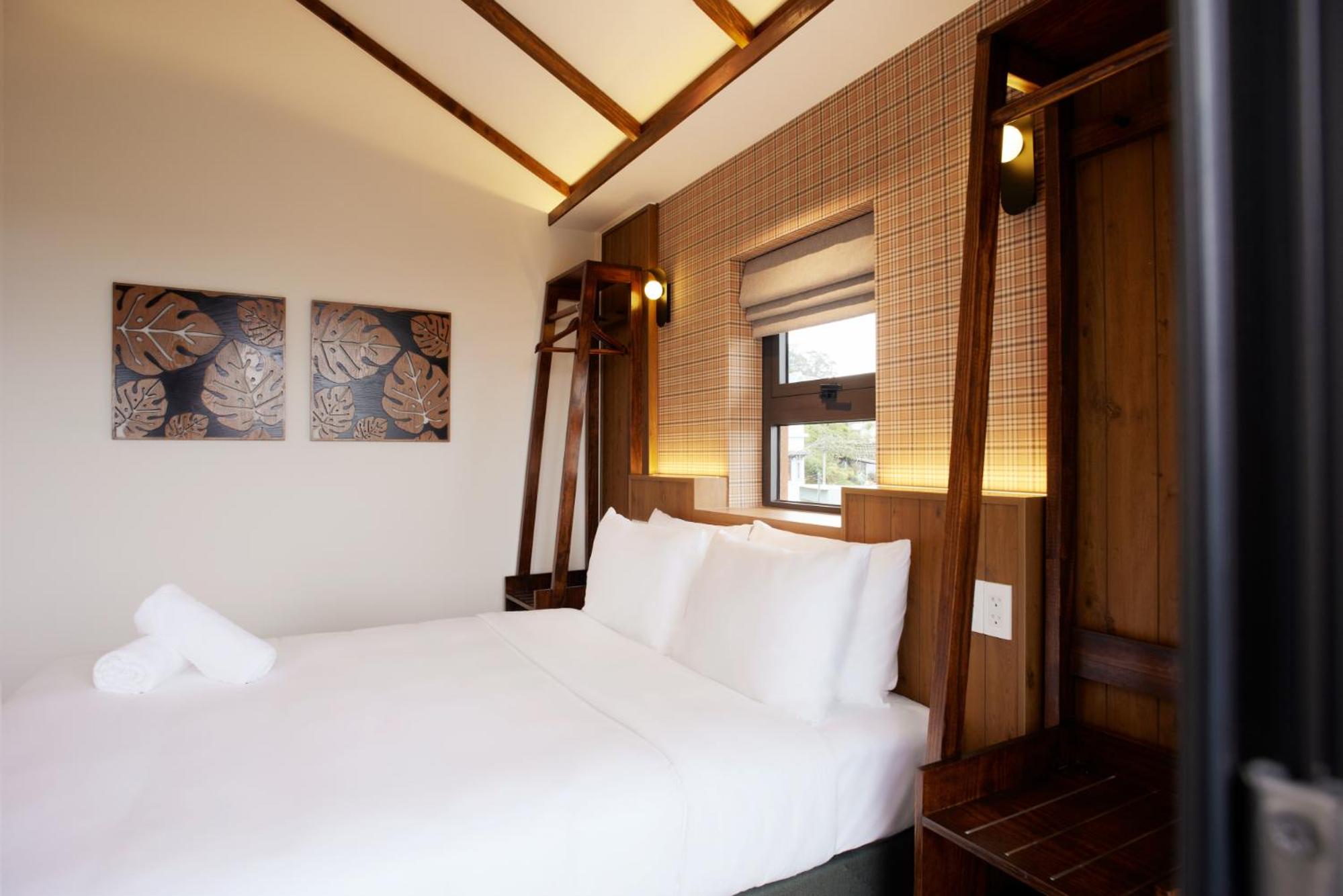 Double Room with Mountain View - Photo 6