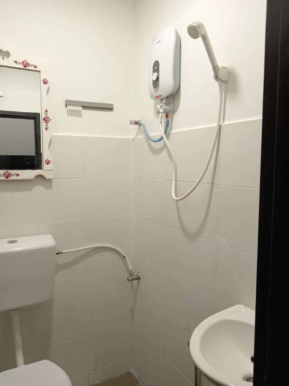 Basic Triple Room - Photo 13