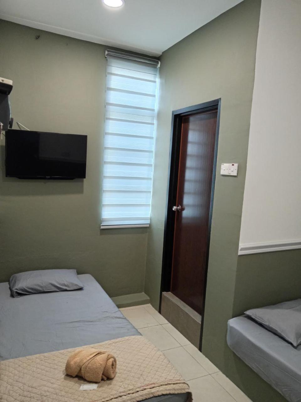 Basic Triple Room - Photo 14