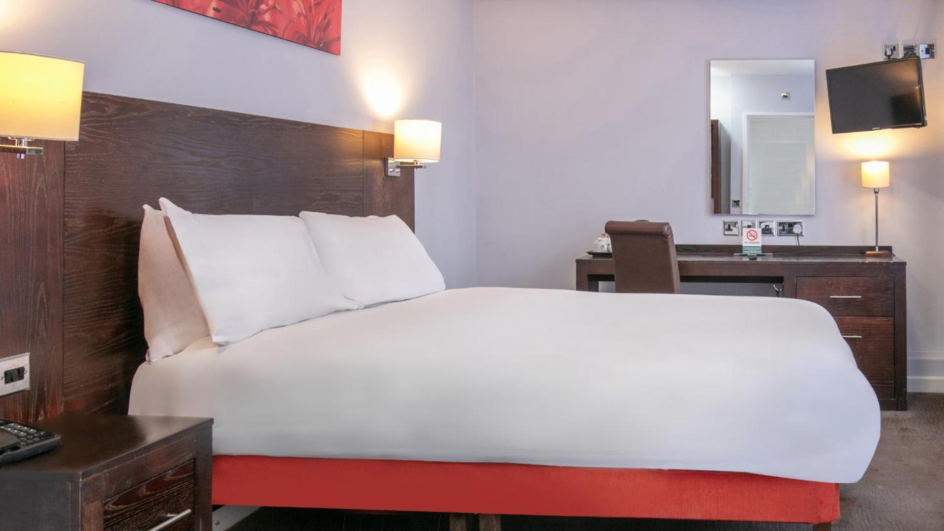 Double Room - Disability Access - Photo 3