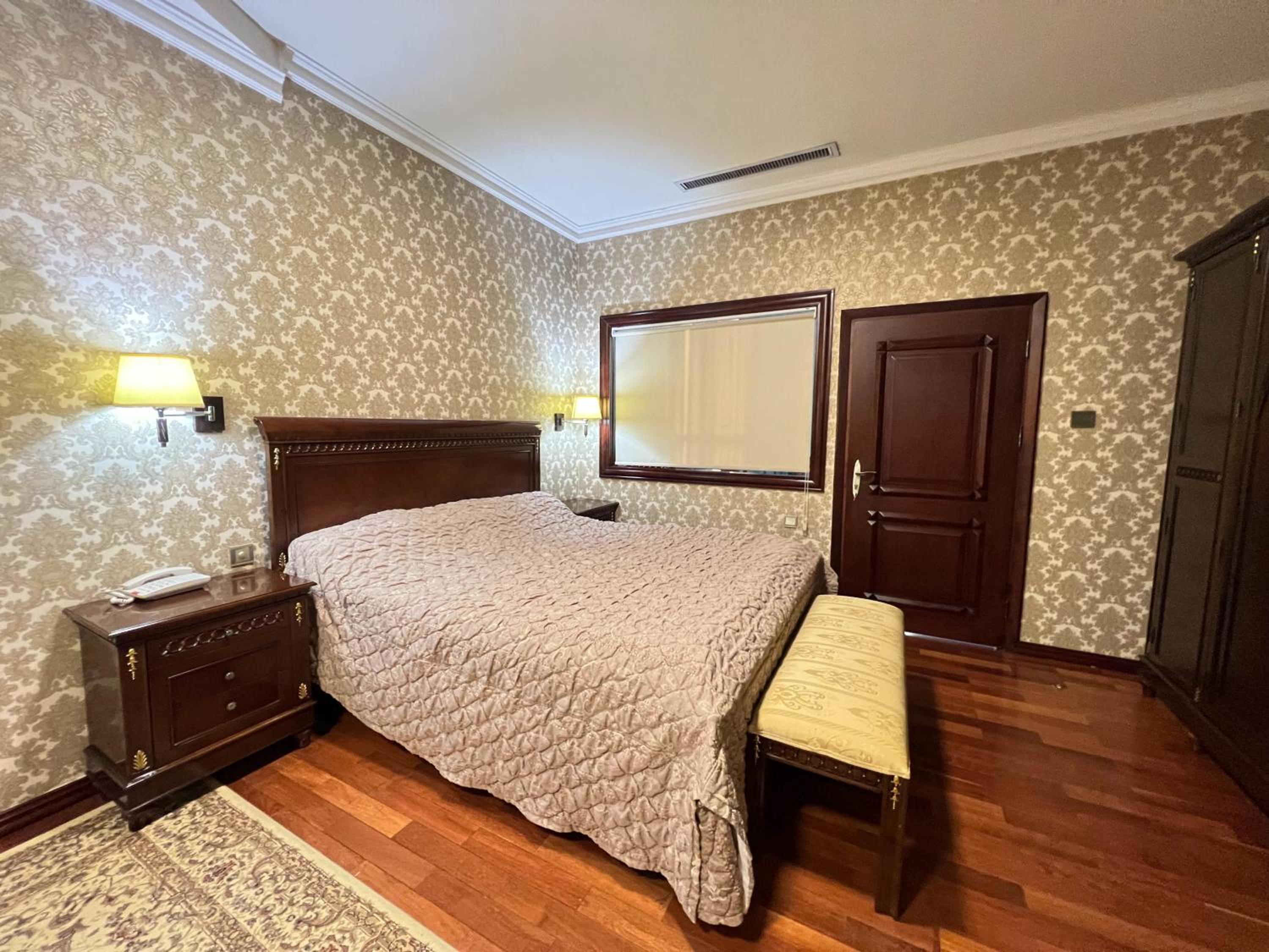 King Suite photo 1