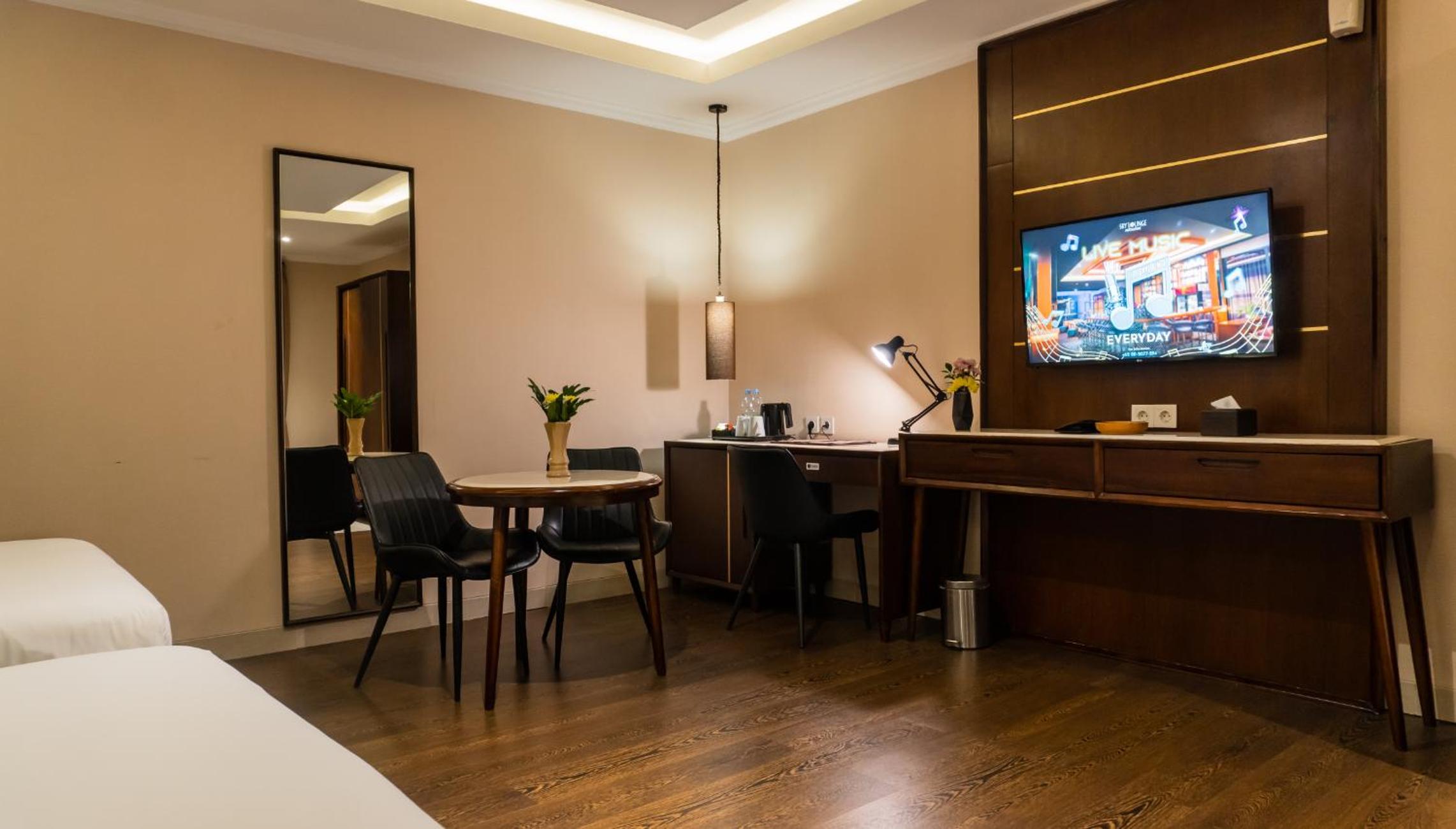 Standard Twin Room - Photo 3