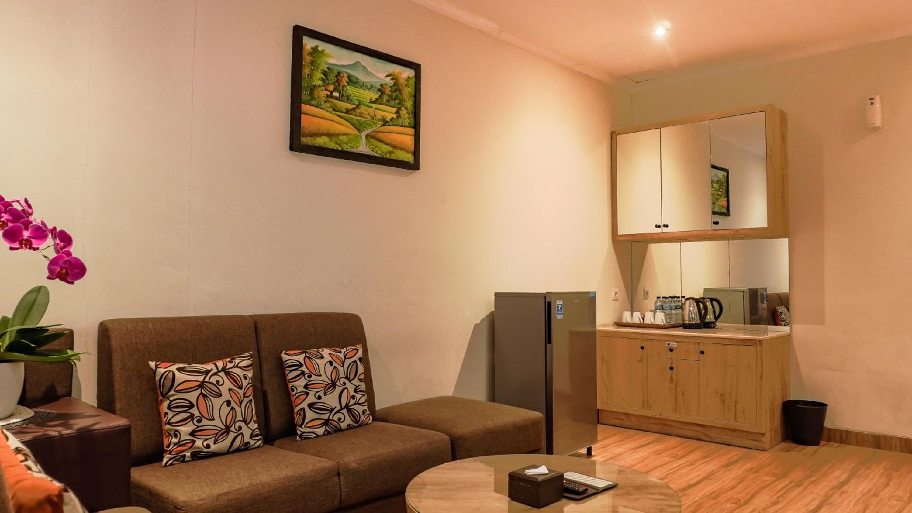 Pavilion 2 Bedrooms - Photo 5