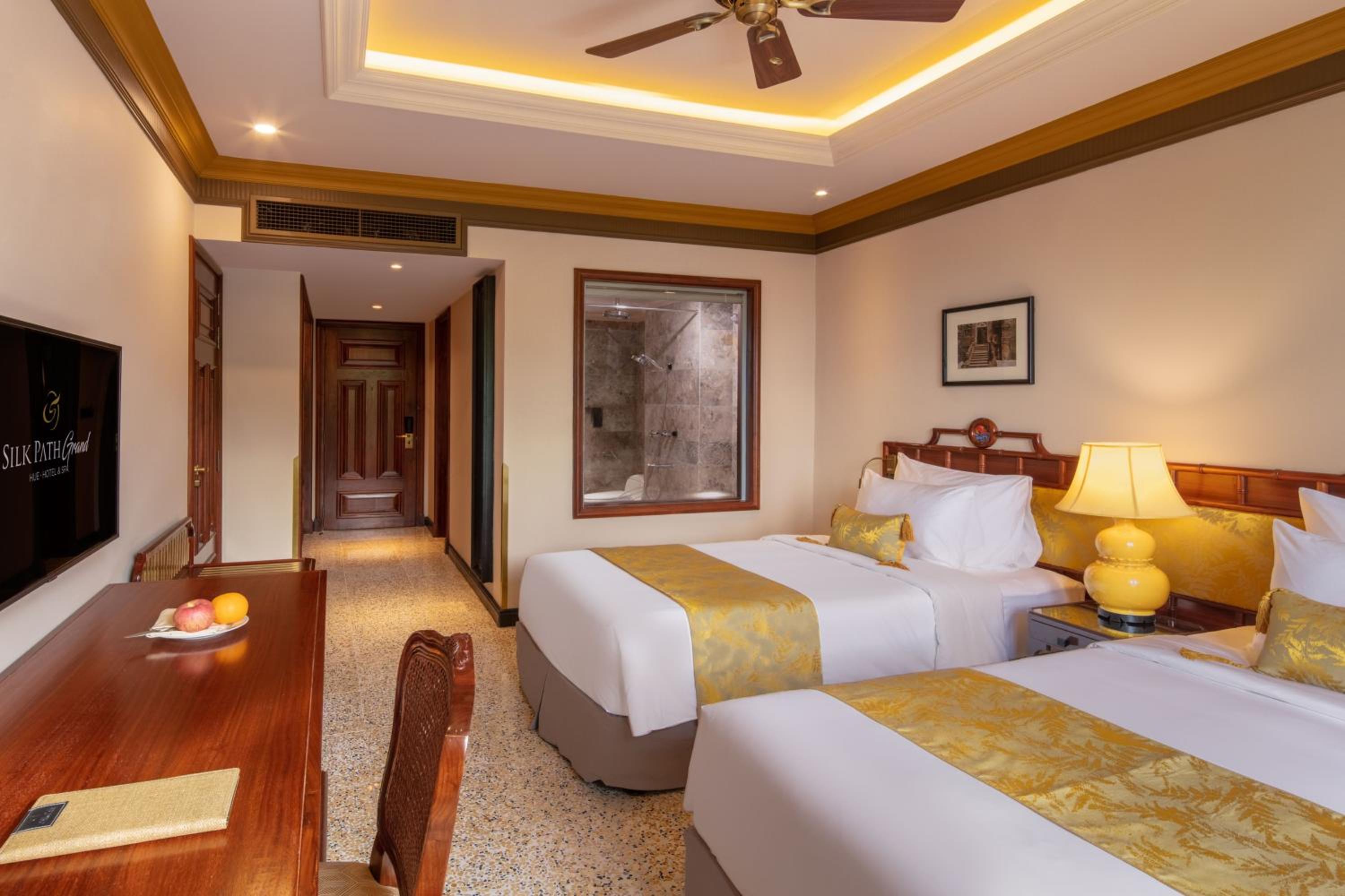Classic Double or Twin Room - Free Traditional Costume - Photo 3