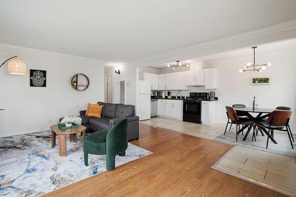 Two-Bedroom Apartment photo 1