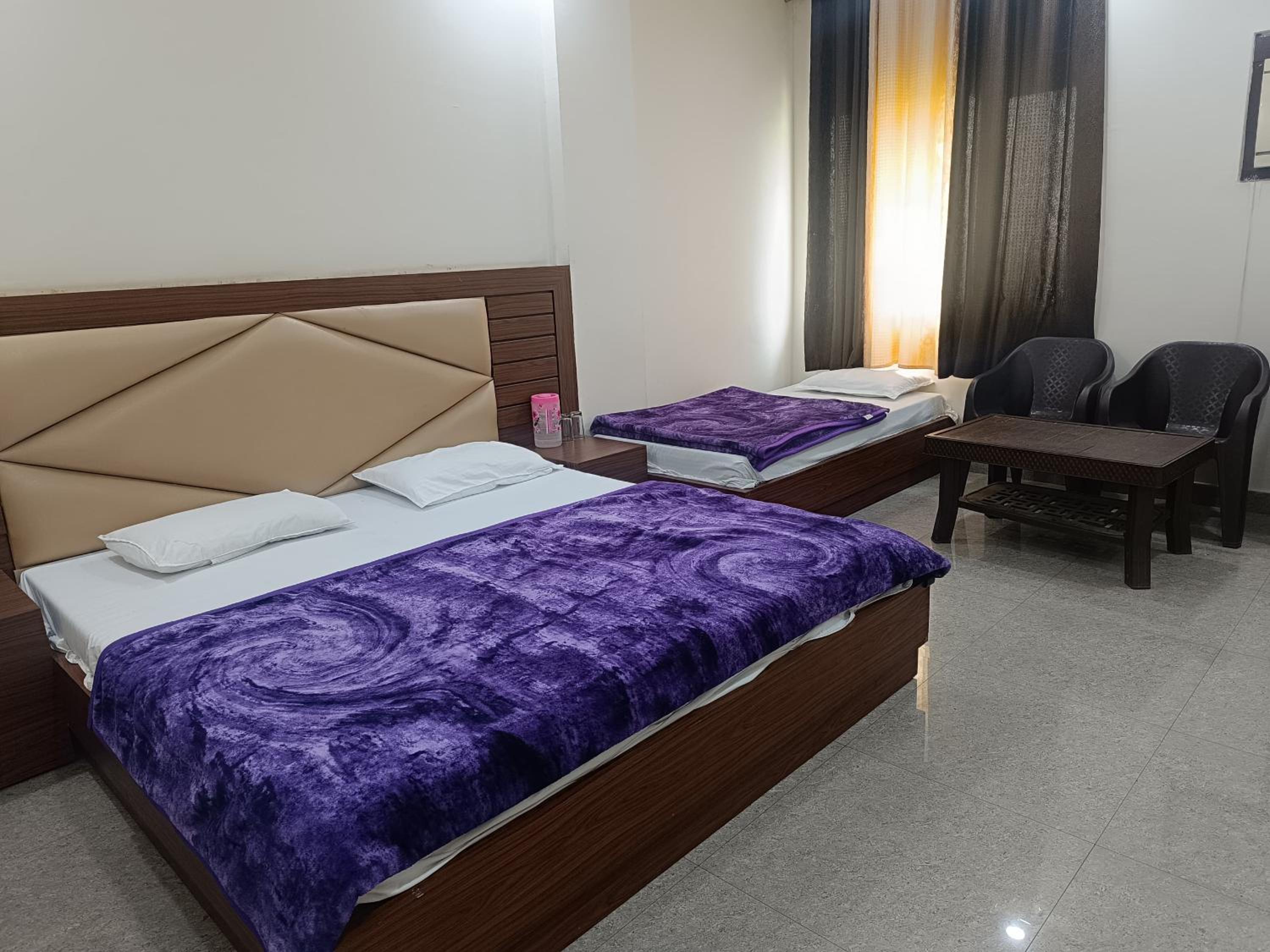 Deluxe Triple Room - Photo 7