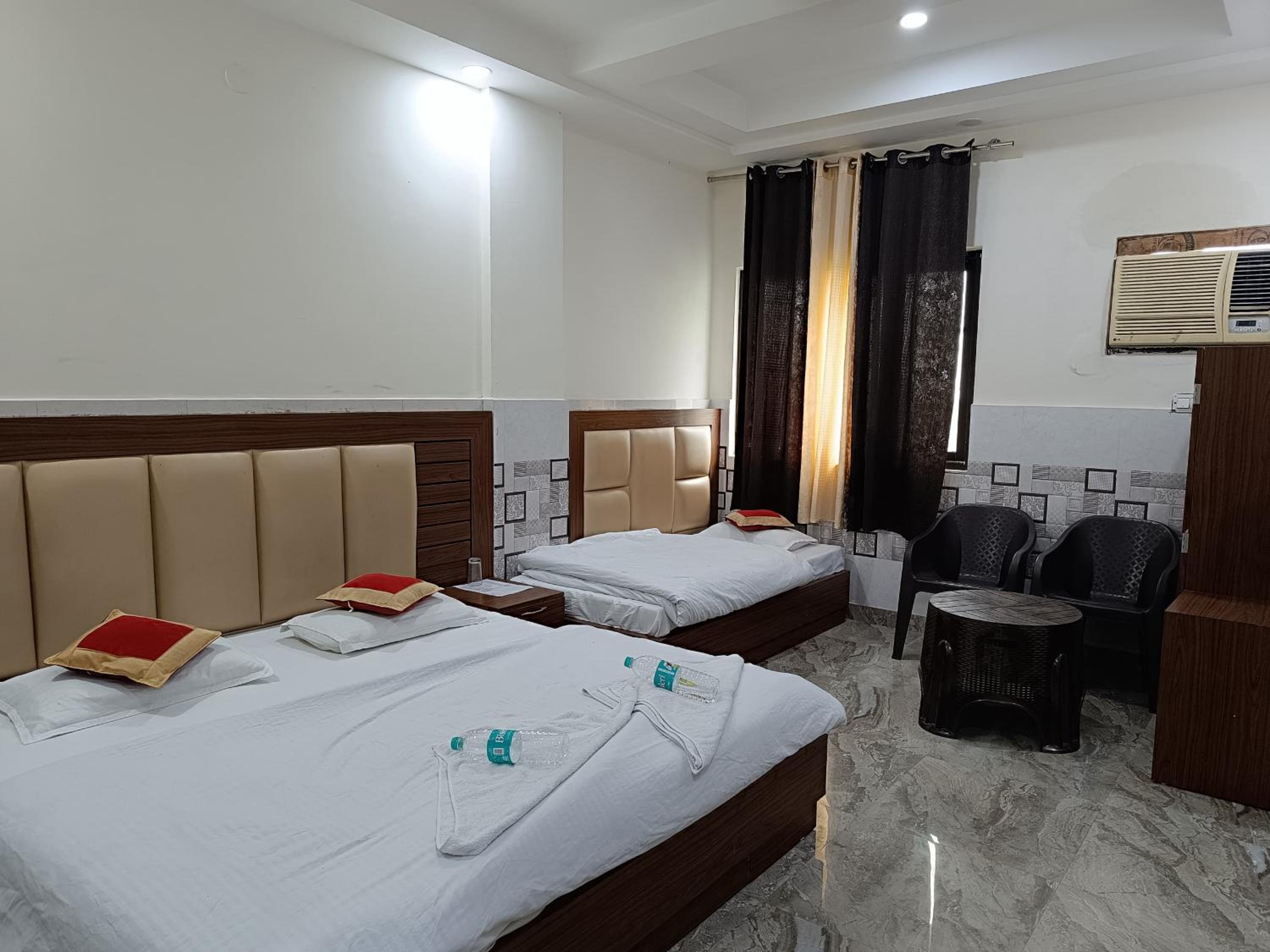 Deluxe Triple Room - Photo 5