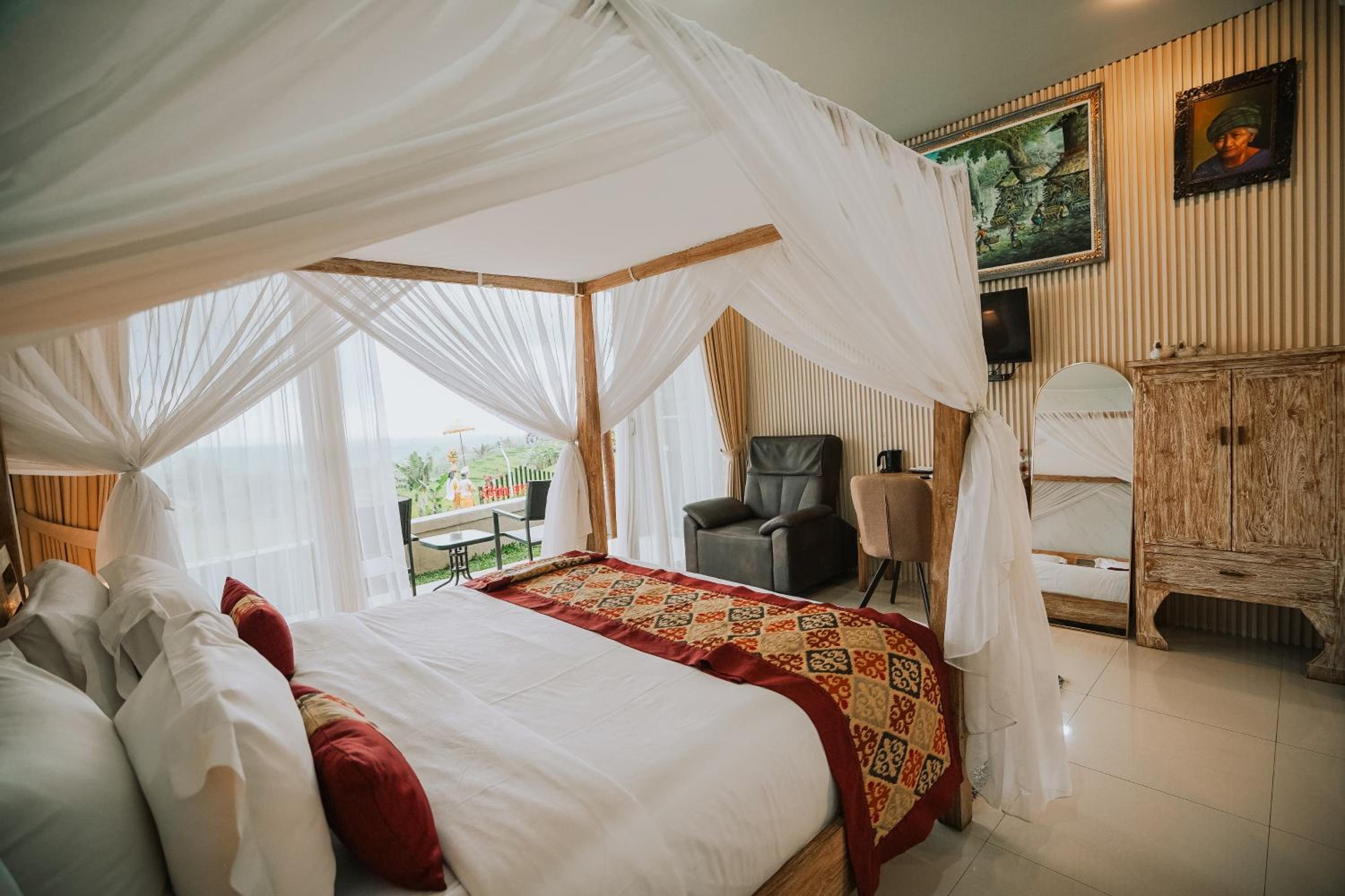 Suite with Balcony - Photo 1
