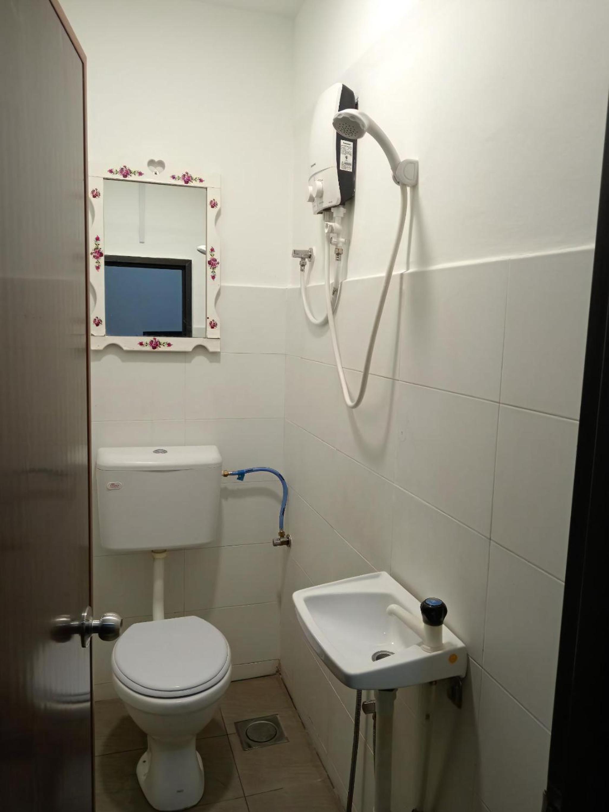 Basic Triple Room - Photo 9