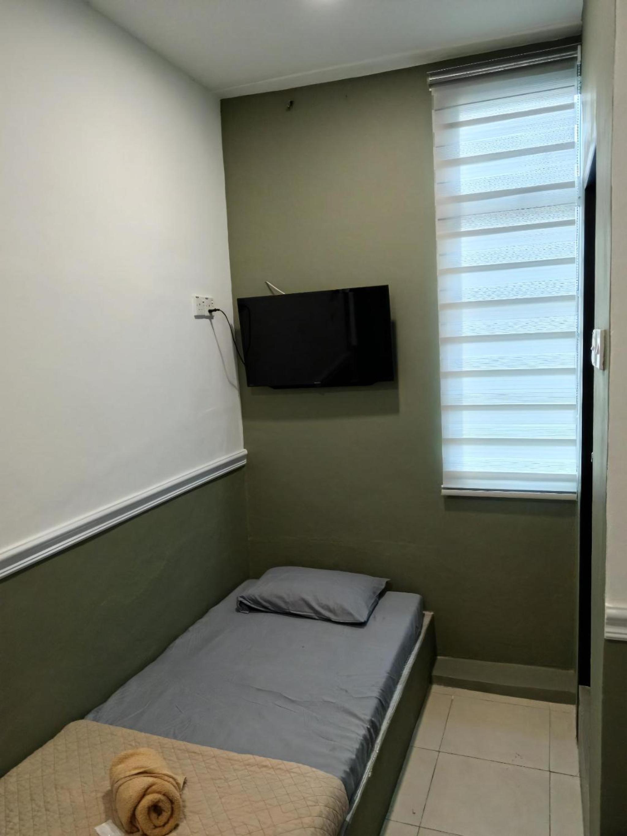 Basic Triple Room - Photo 15
