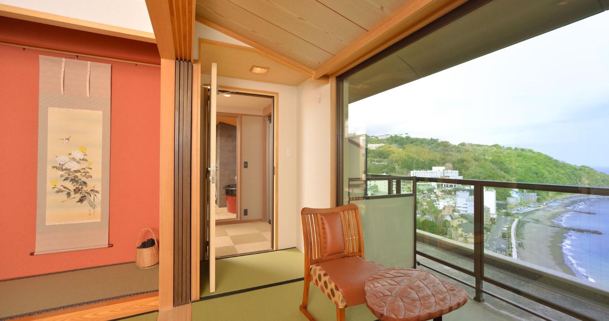 Connecting Room With Open-Air Bath