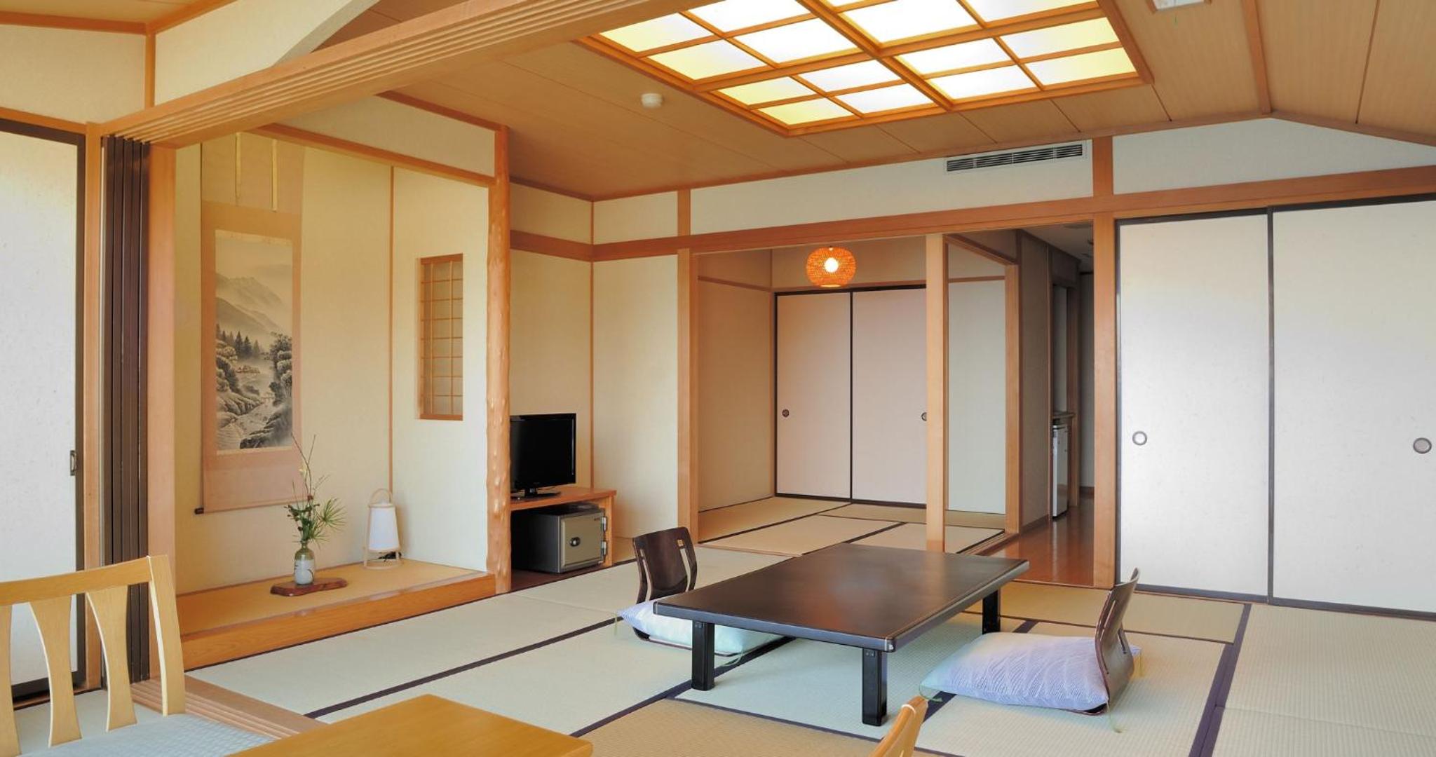 Japanese-Style Superior Room