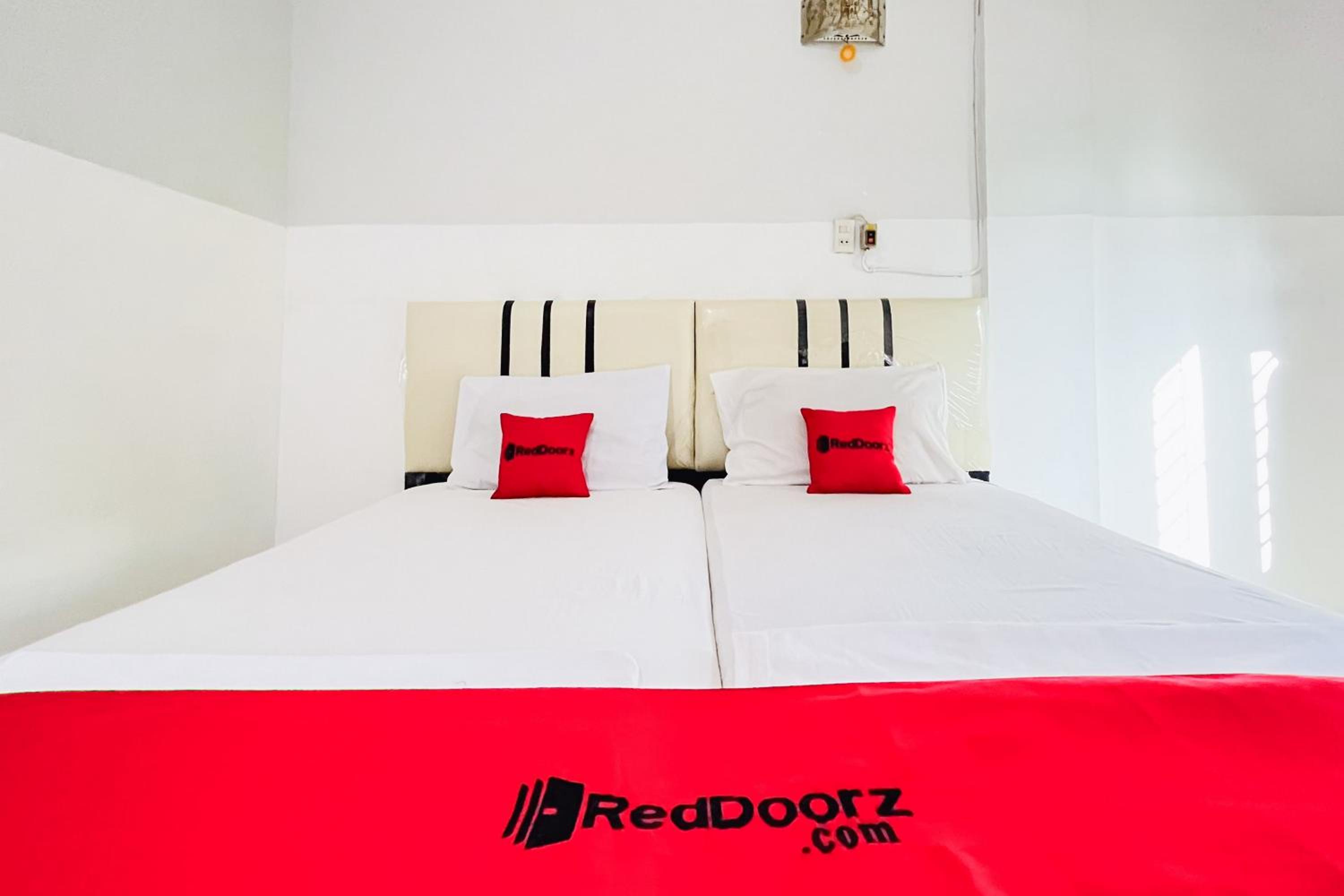 Standard Double Room - Photo 3
