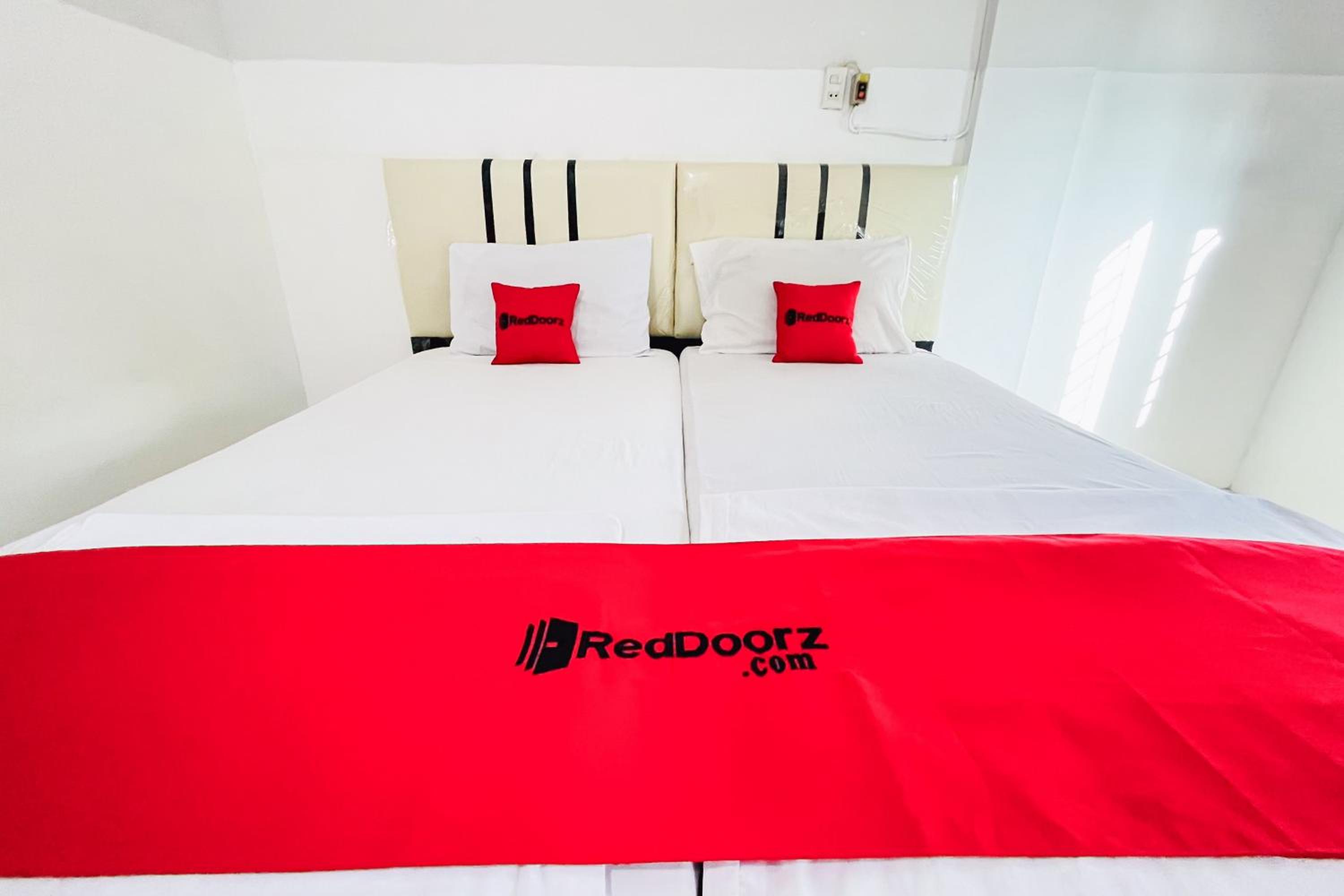 Standard Double Room - Photo 2