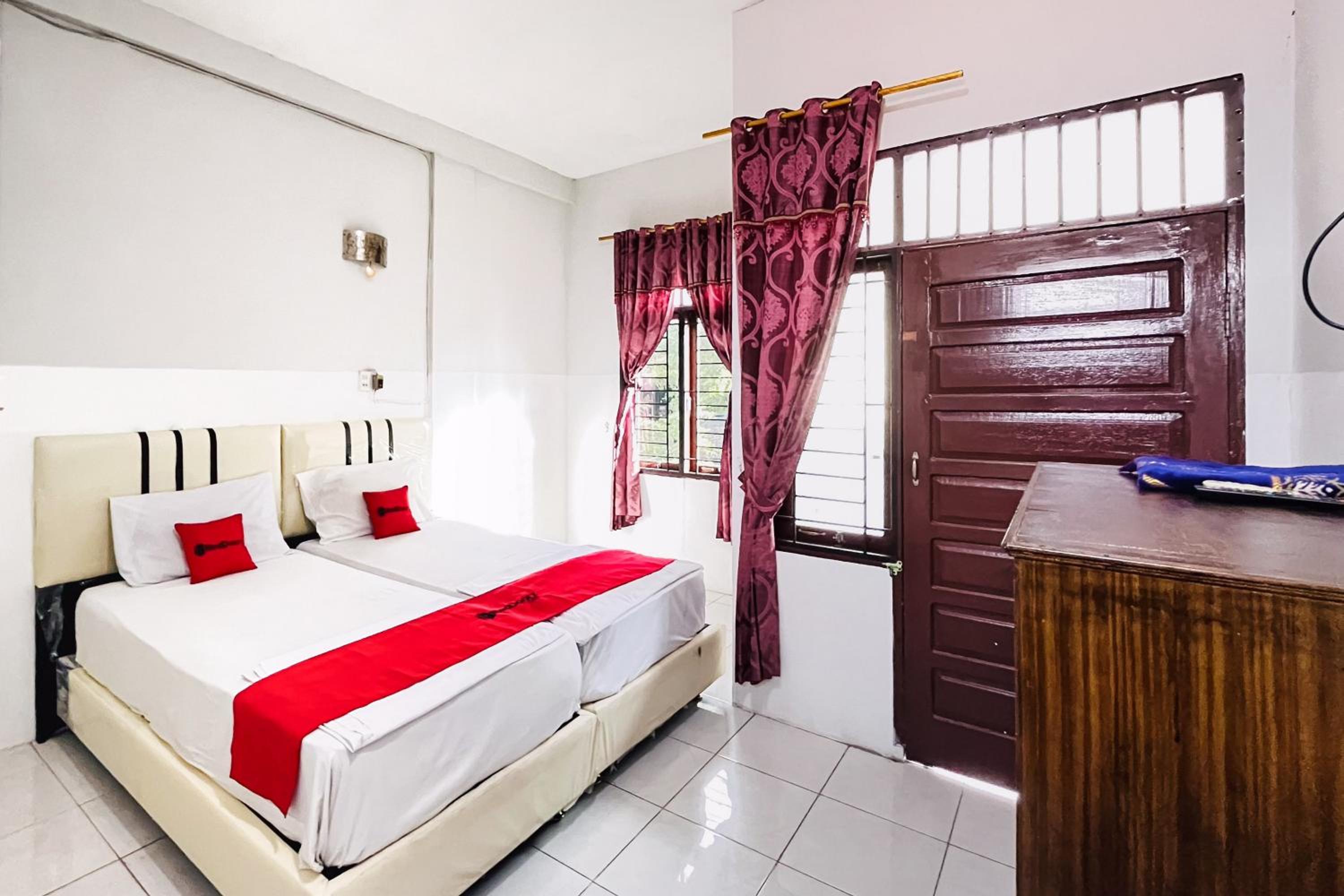 Standard Double Room - Photo 4