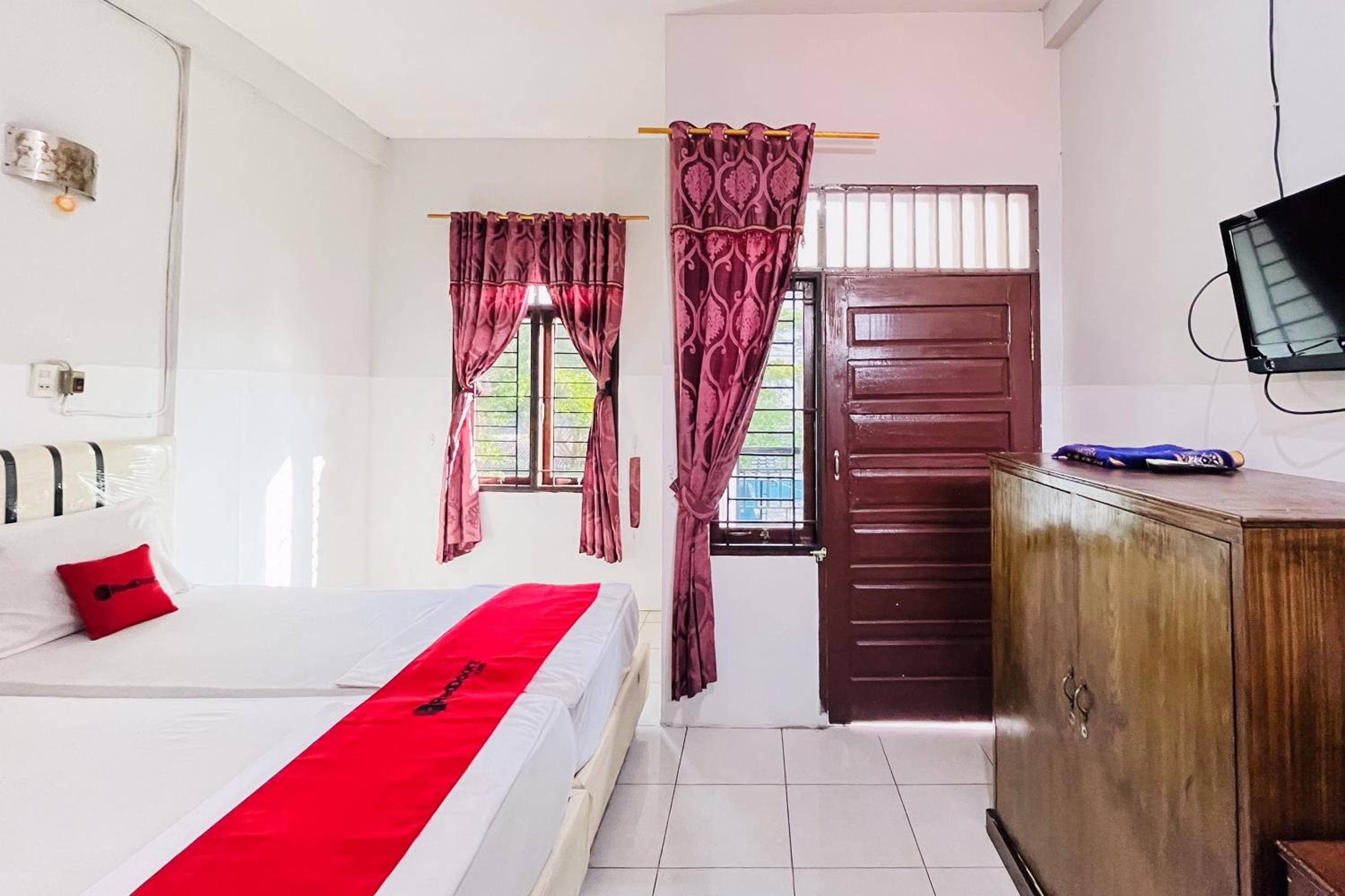 Standard Double Room - Photo 6
