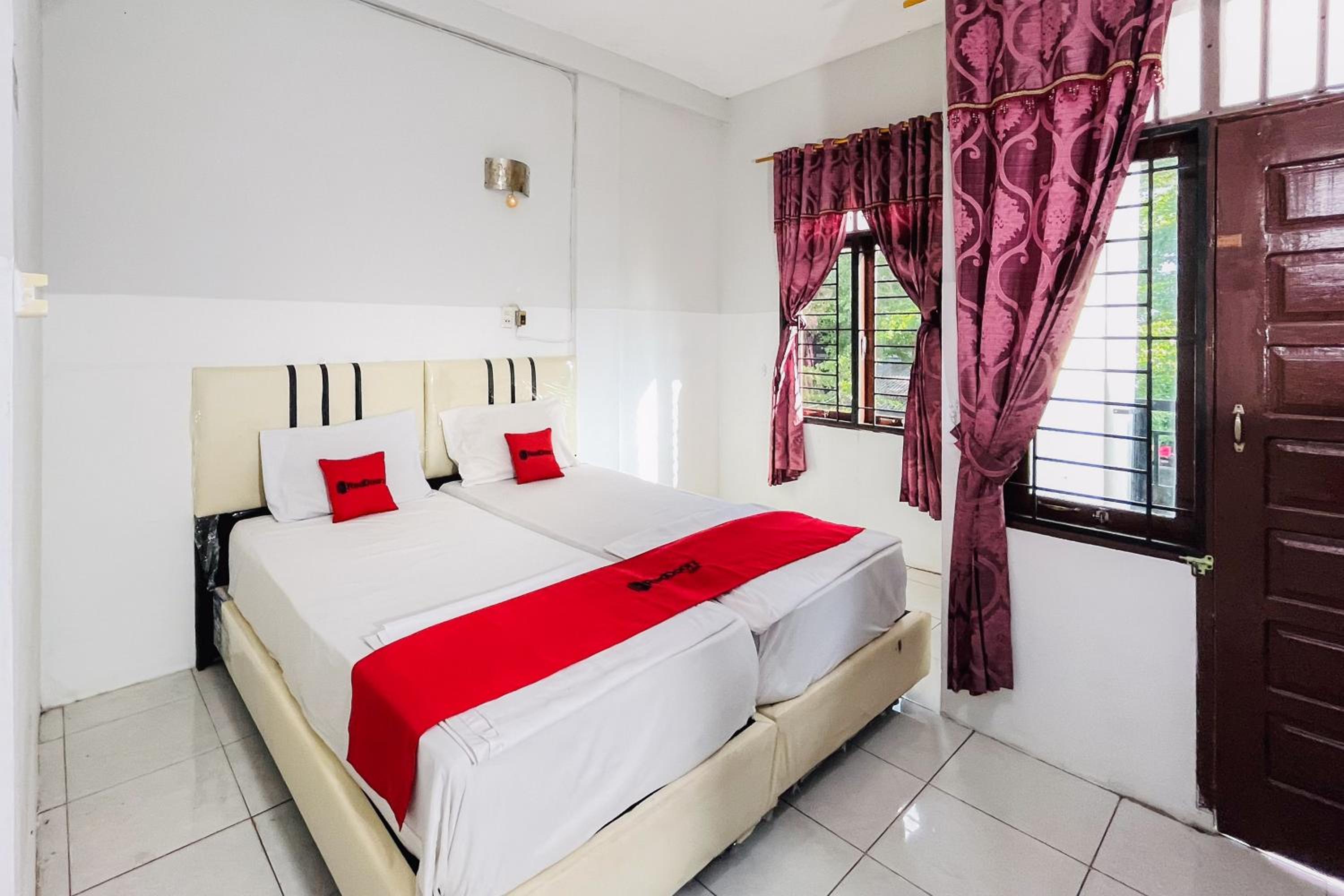 Standard Double Room - Photo 1