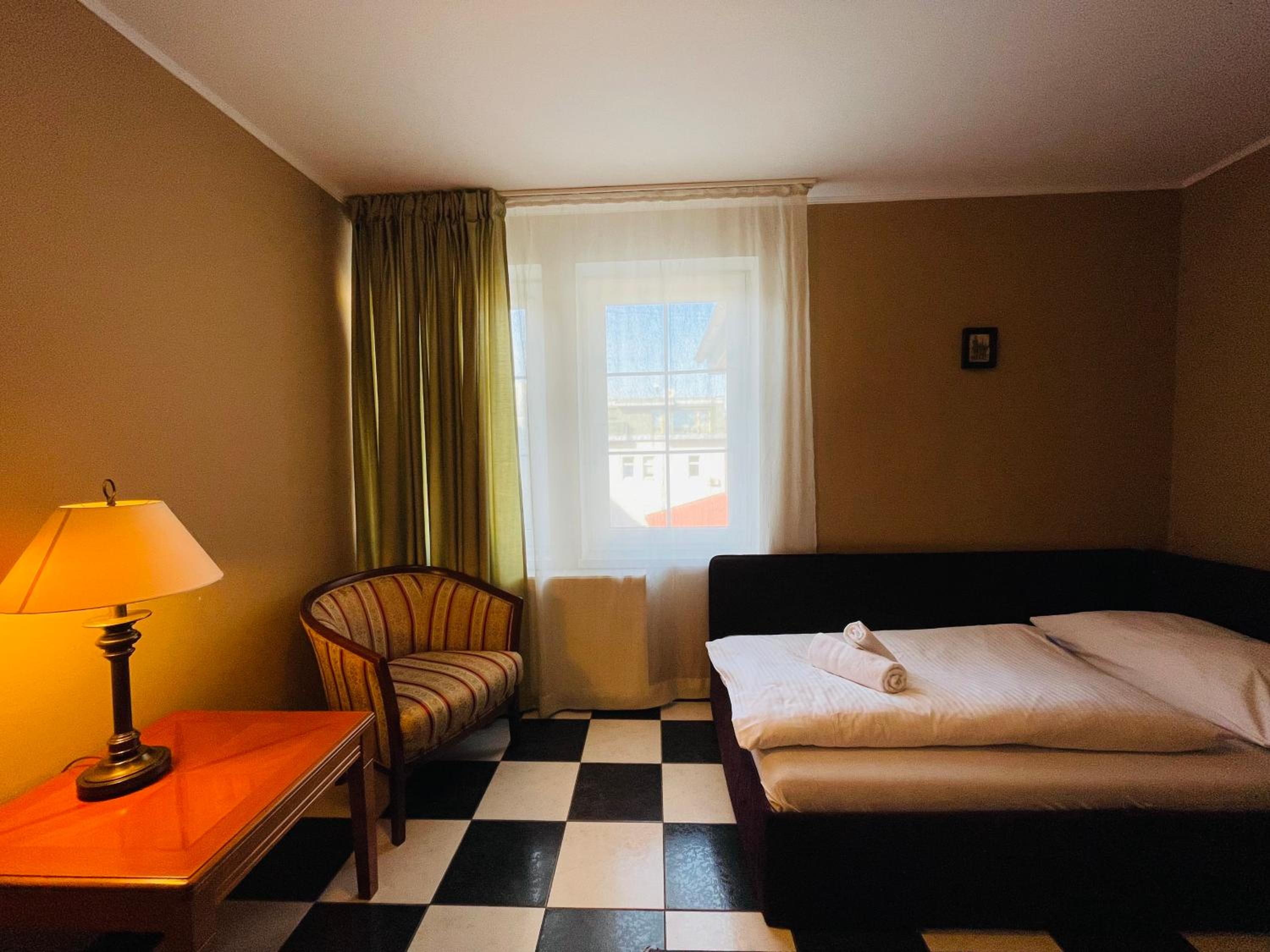Standard Single Room with Shower
