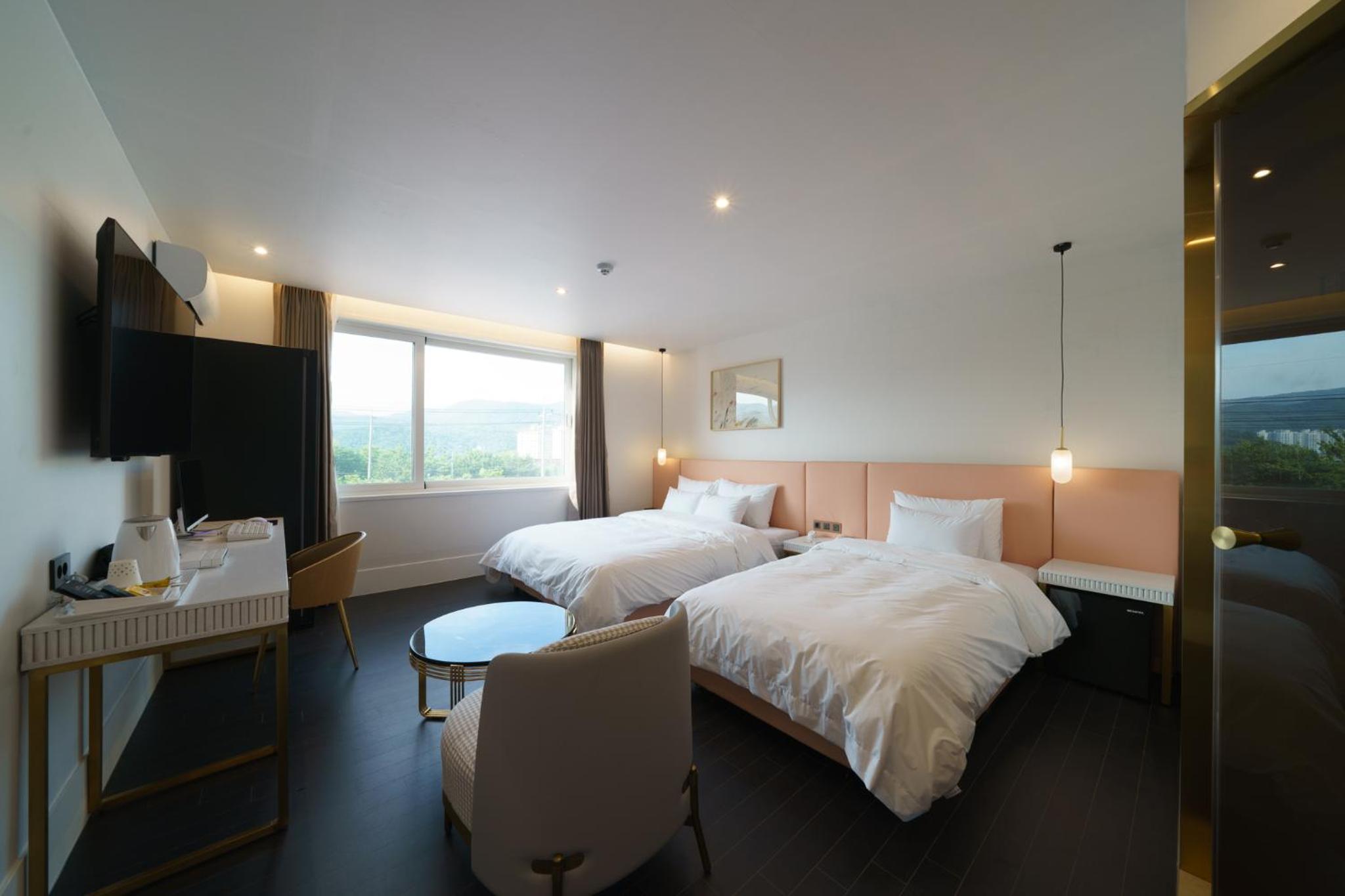 Superior Twin Room photo 1