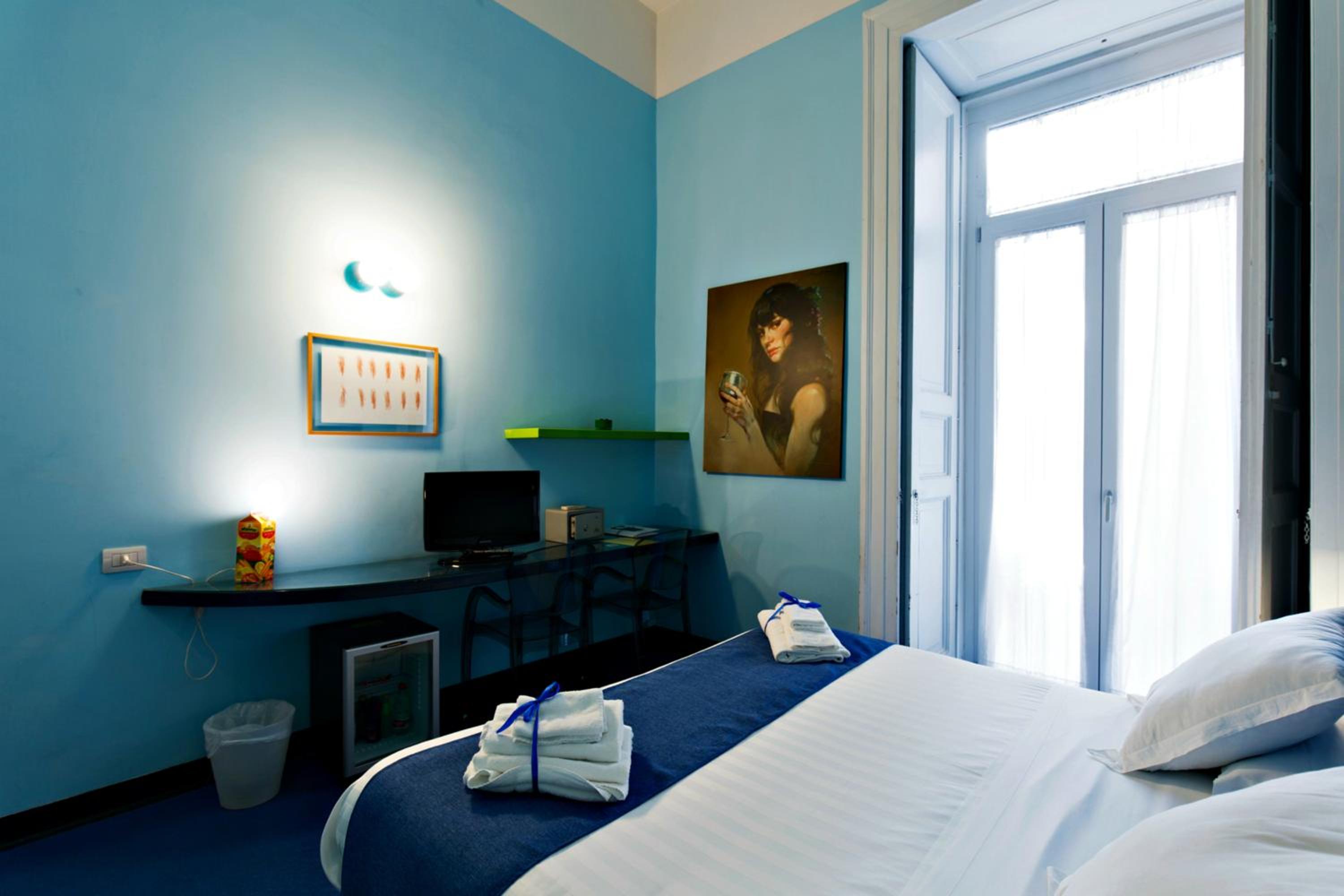 Double or Twin Room - Photo 3