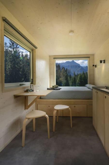 One-Bedroom House photo 1