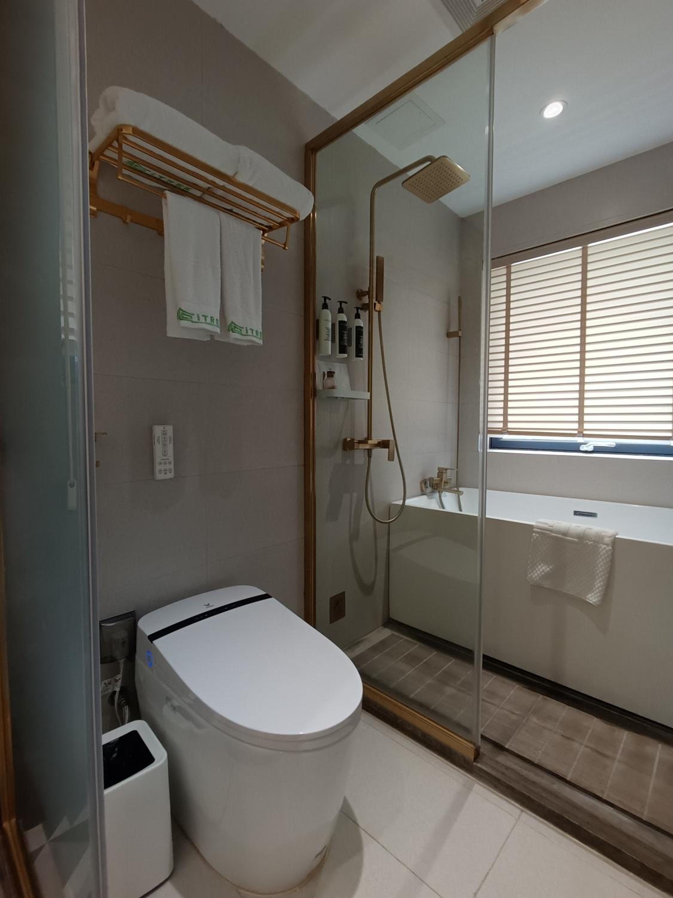 Courtyard Family Suite