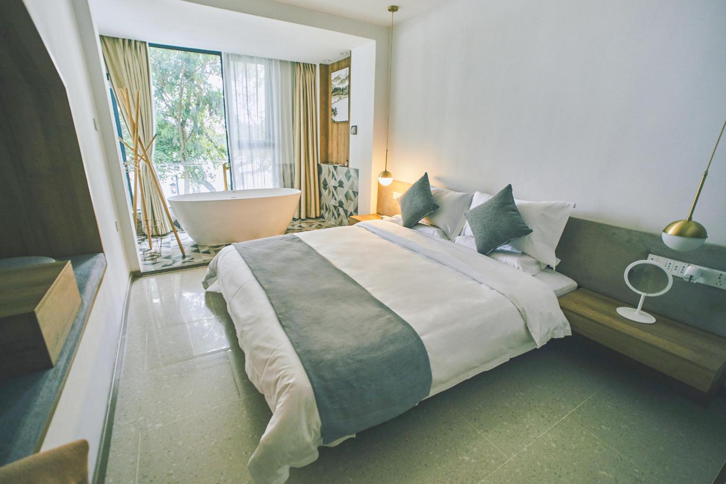 Lake View Duplex Suite