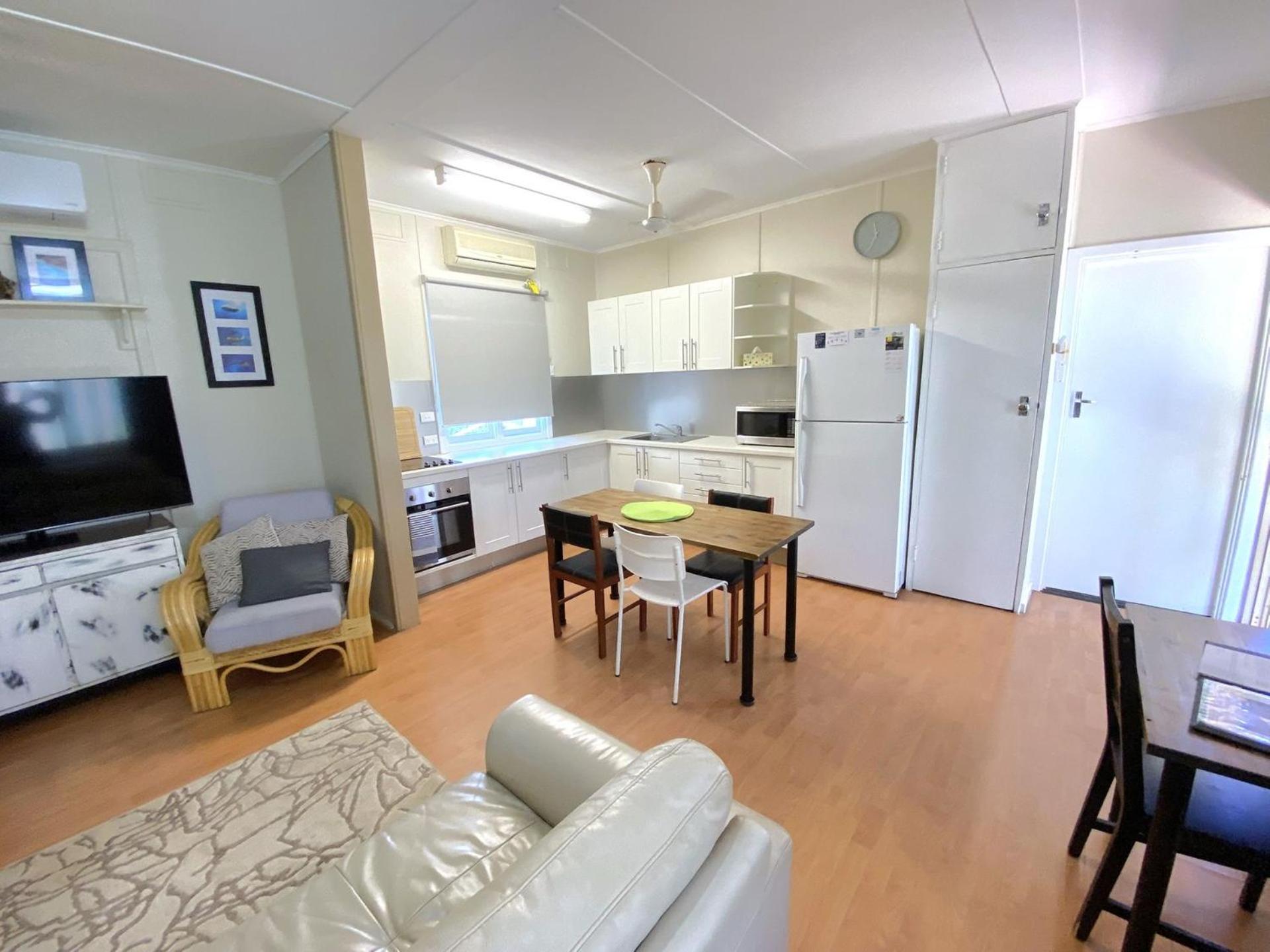 Three-Bedroom House photo 2
